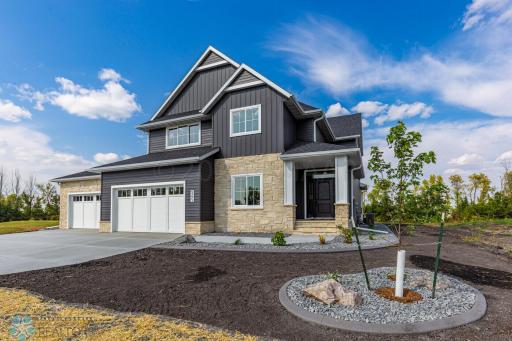 9273 DIDRICK Drive, Horace, ND 58047
