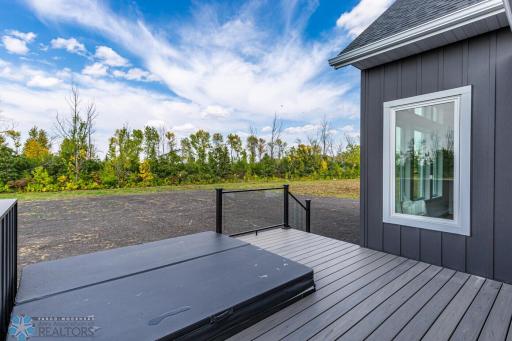 9273 DIDRICK Drive, Horace, ND 58047