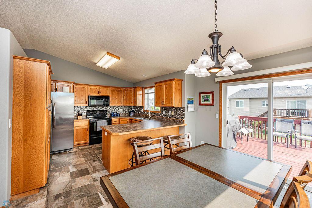 Dining Area to Kitchen
