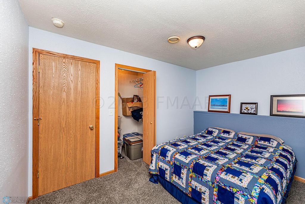 LL Bedroom 3 w/ Walkin Closet