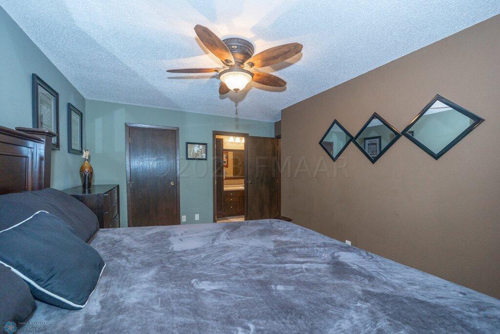 Primary bedroom 1