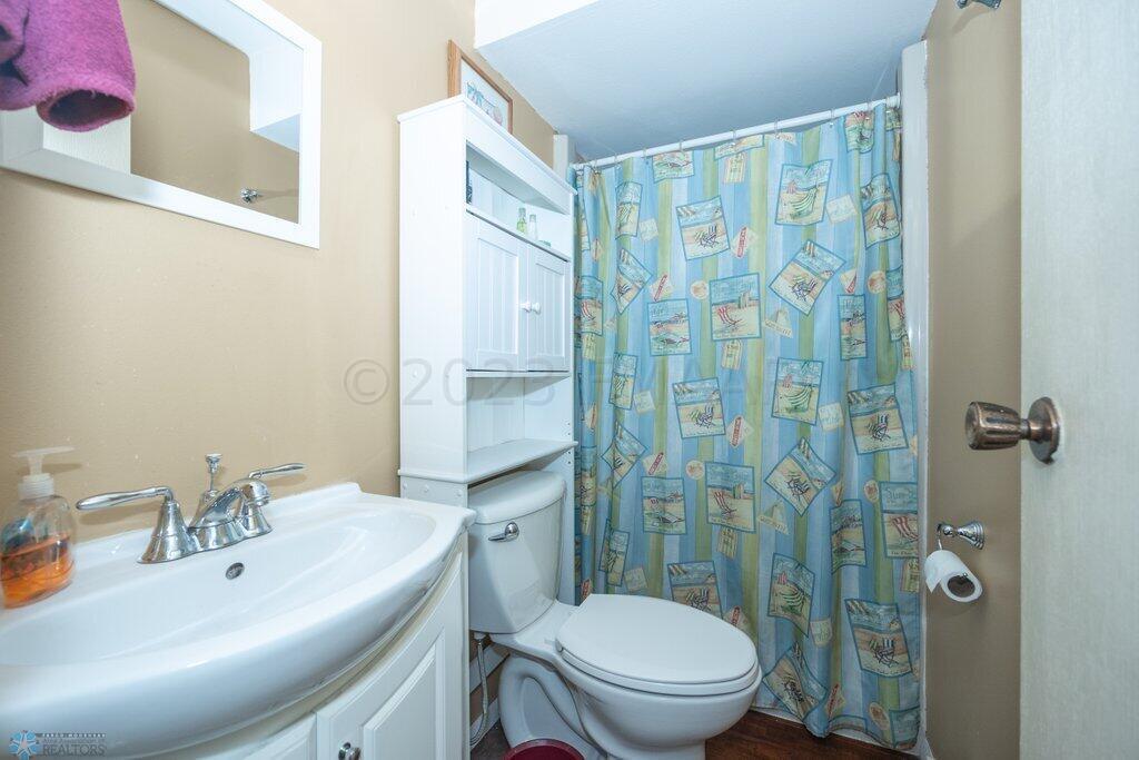 LL Bathroom