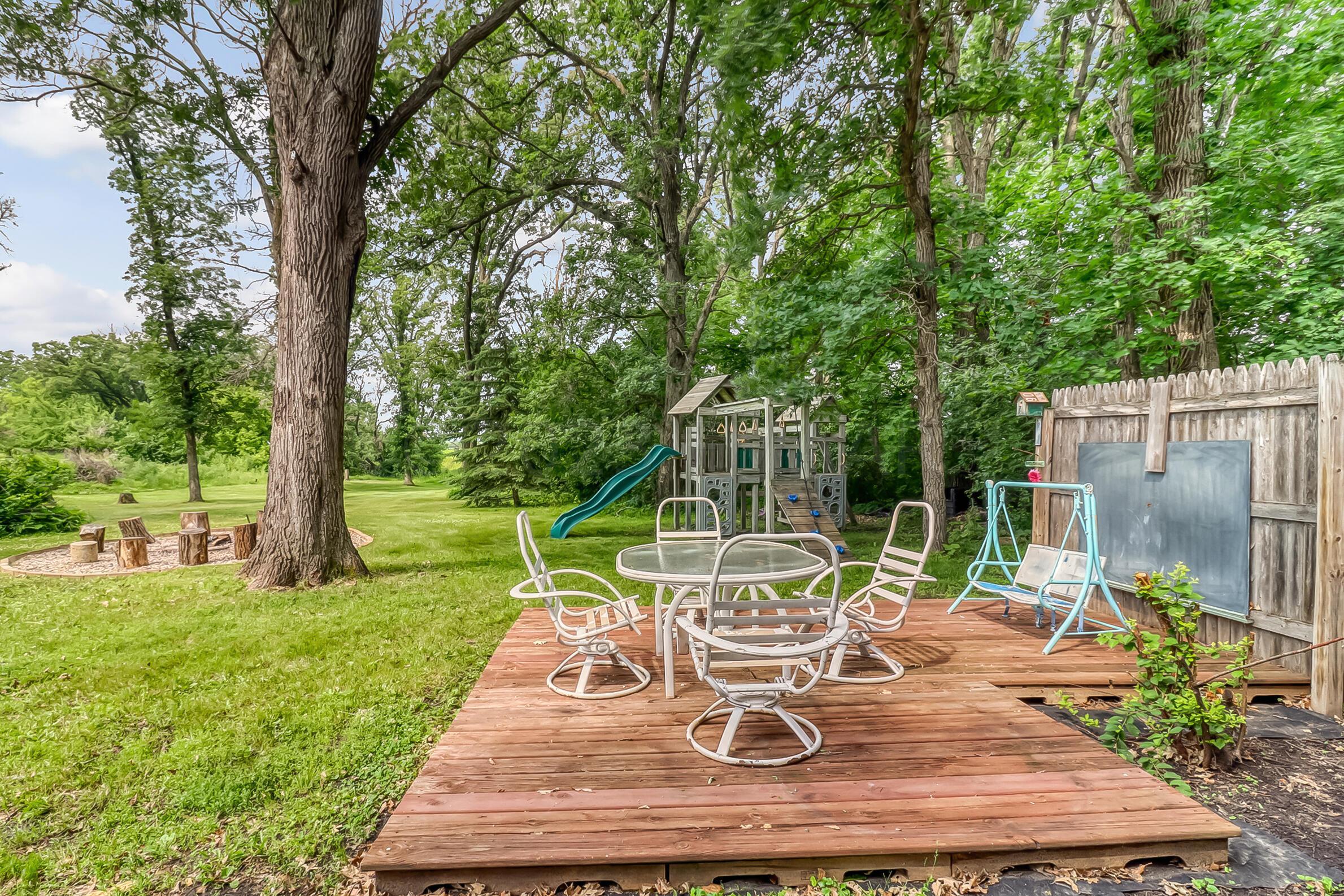 Backyard1_1