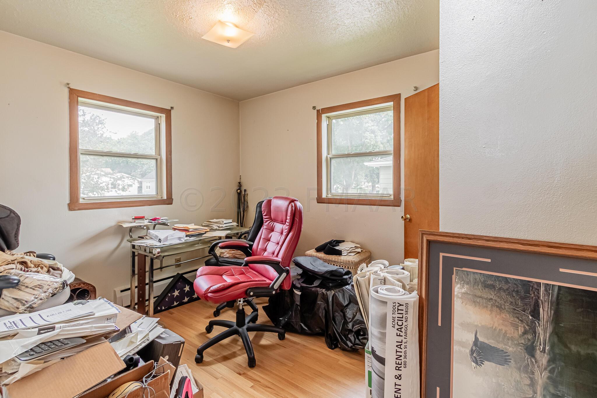 1422-1424 15 Street S, Fargo, ND 58103-0