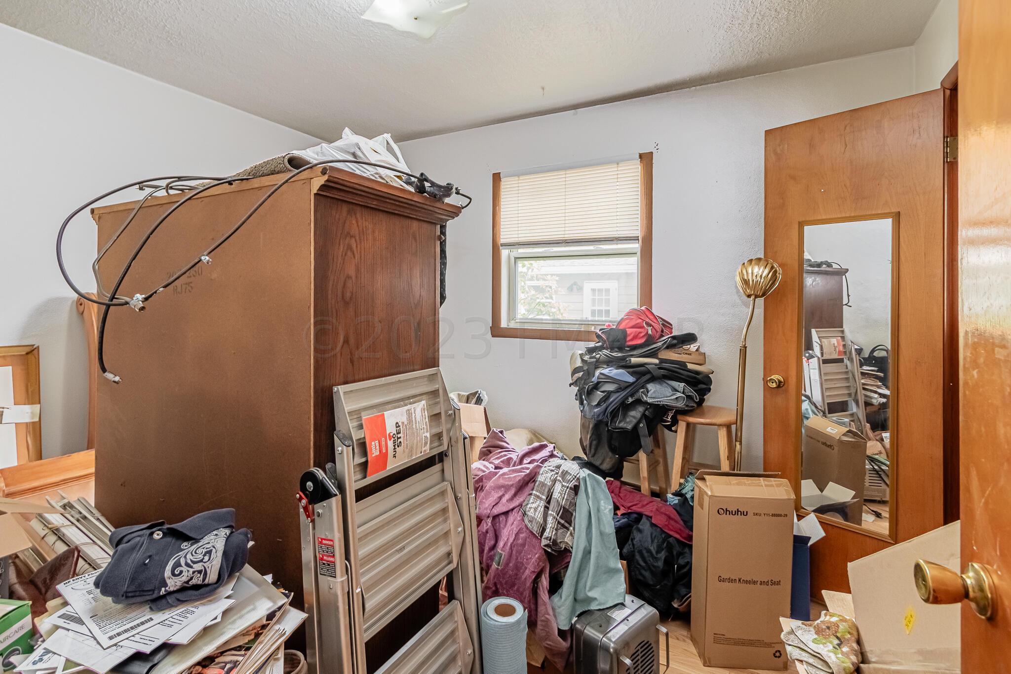 1422-1424 15 Street S, Fargo, ND 58103-0