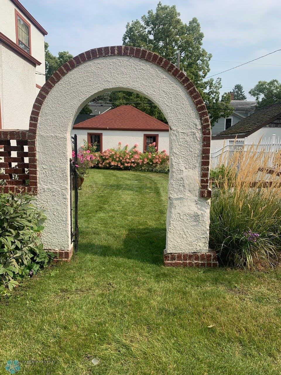 Side yard
