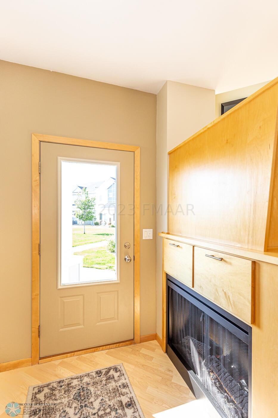 Home-1 (3)