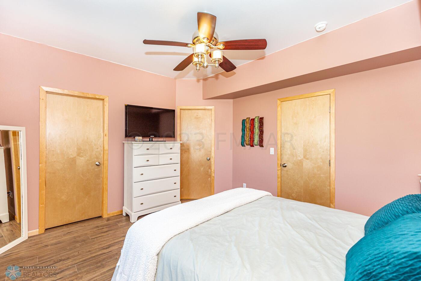 Home-14 (3)