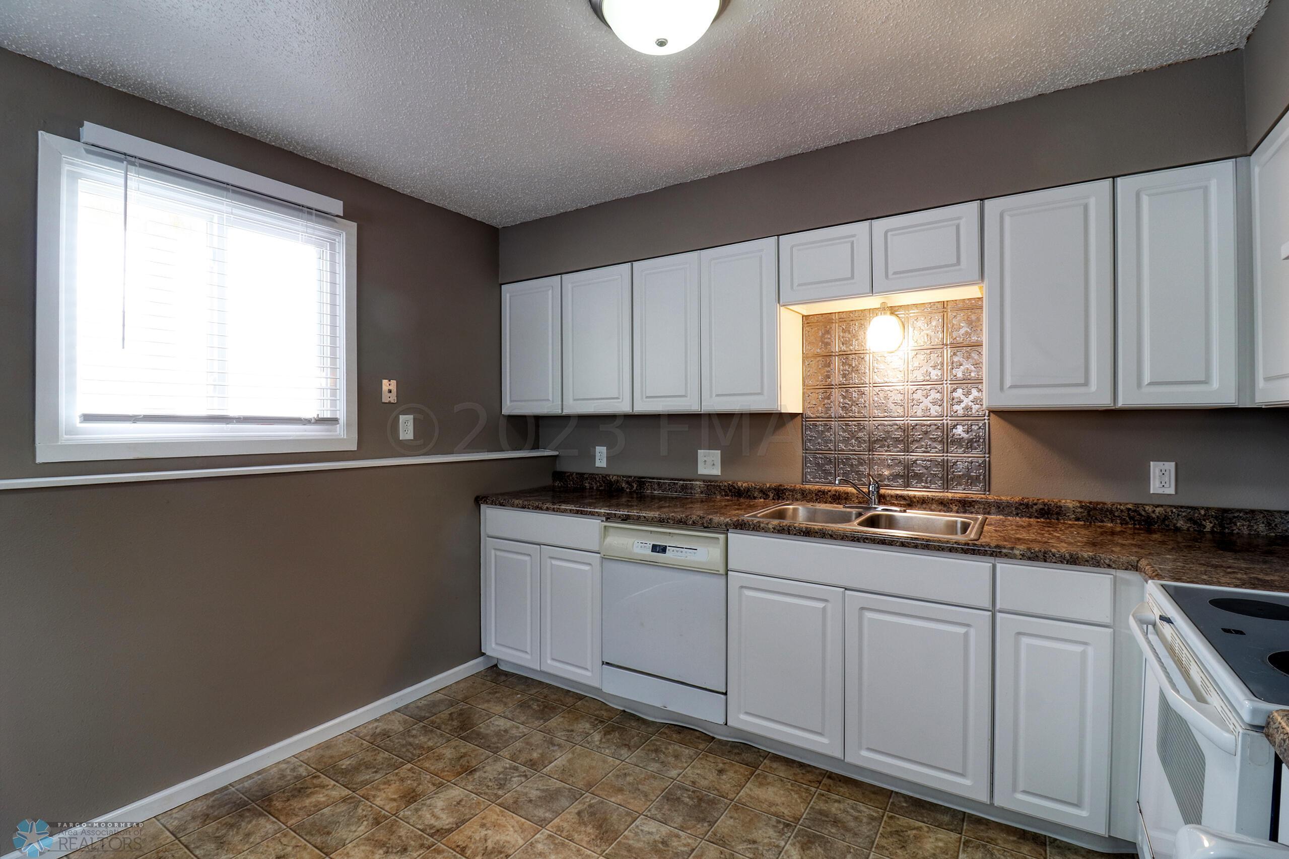 LLKitchen1_1