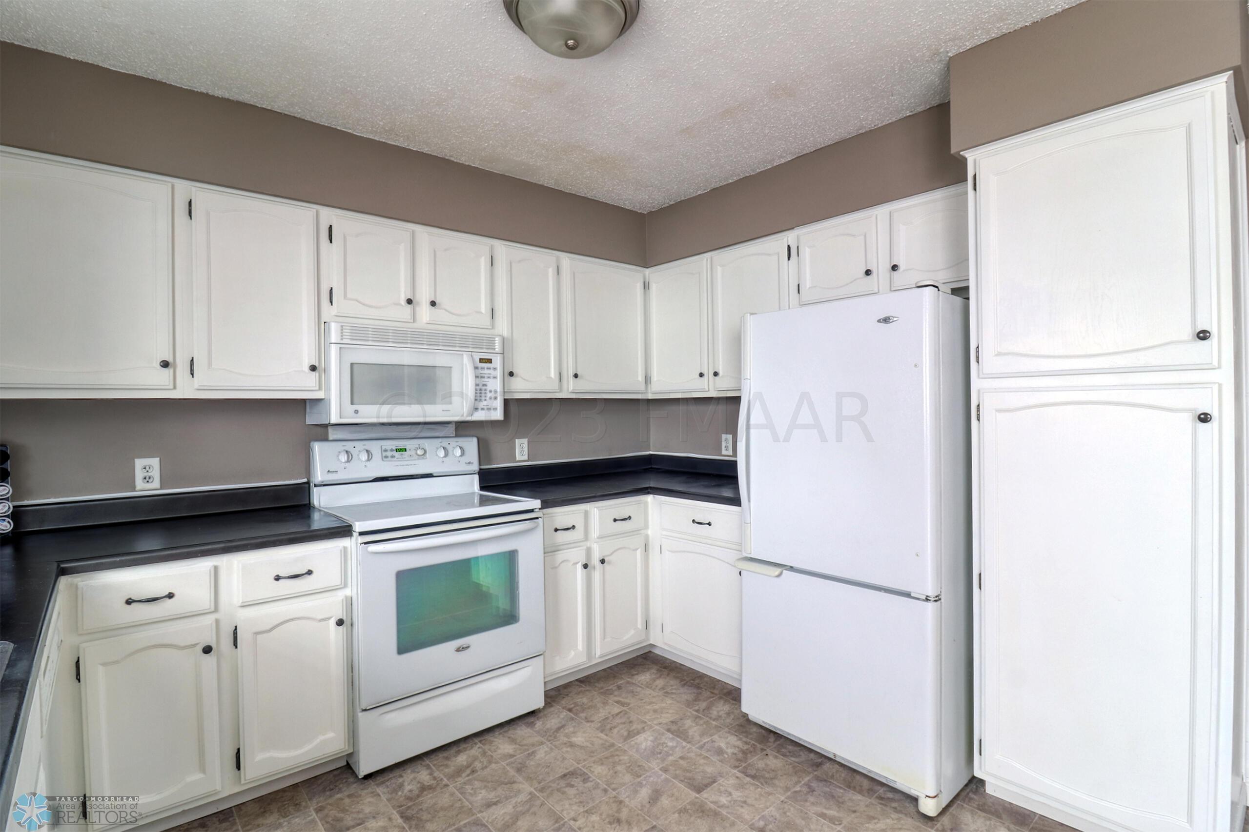 ULKitchen1_1