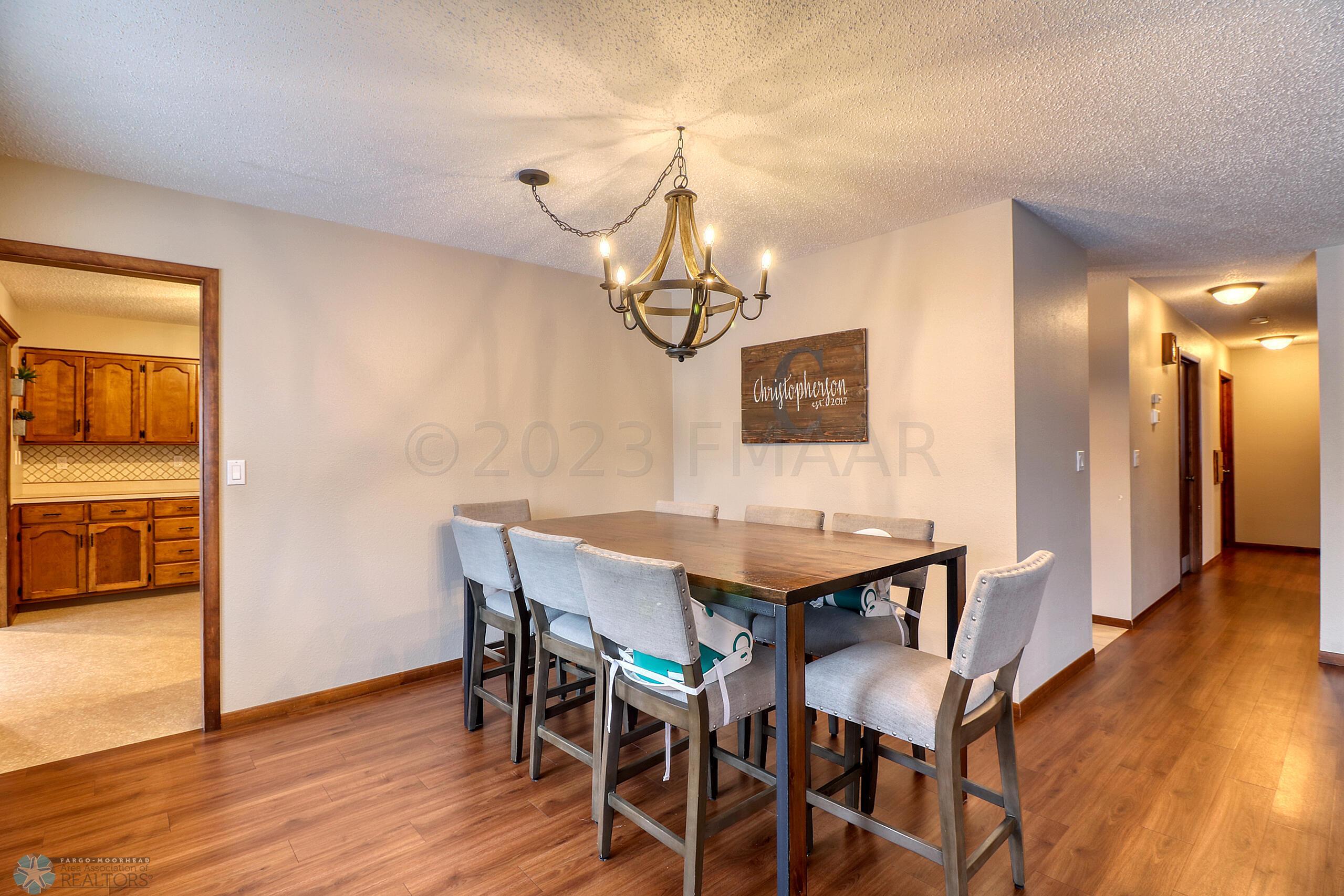 Dining Area1_3