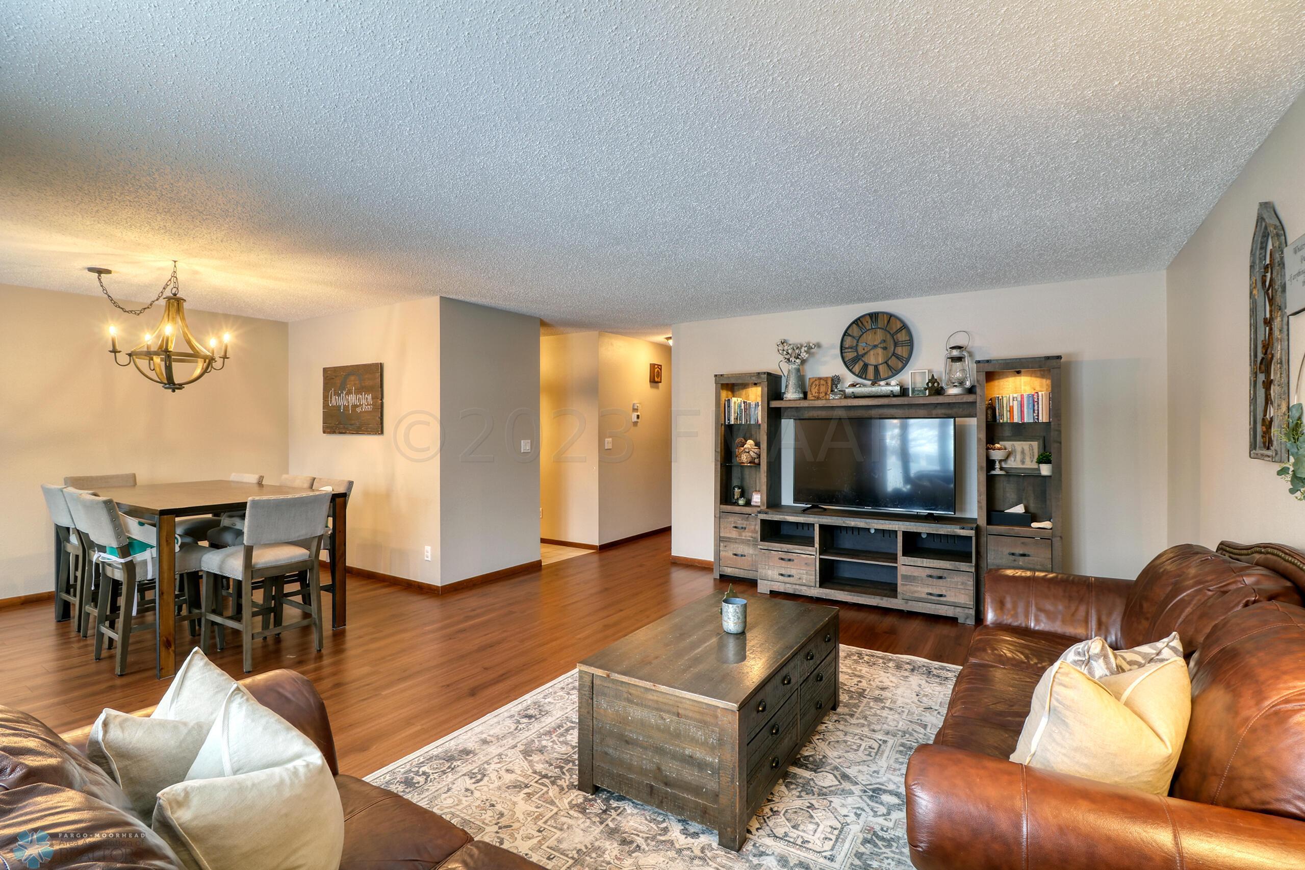 Living Area1_3