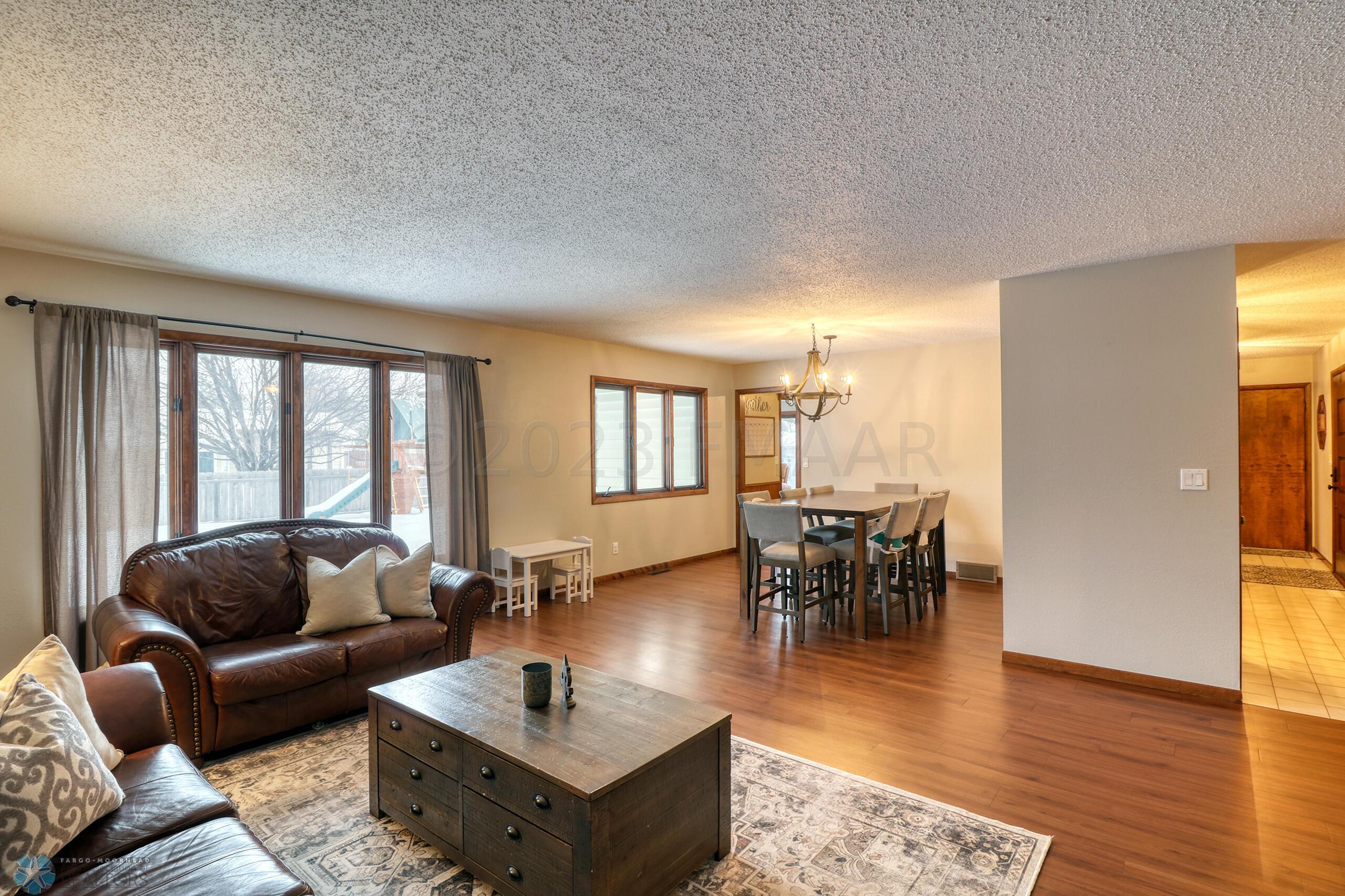 Living Area1_4