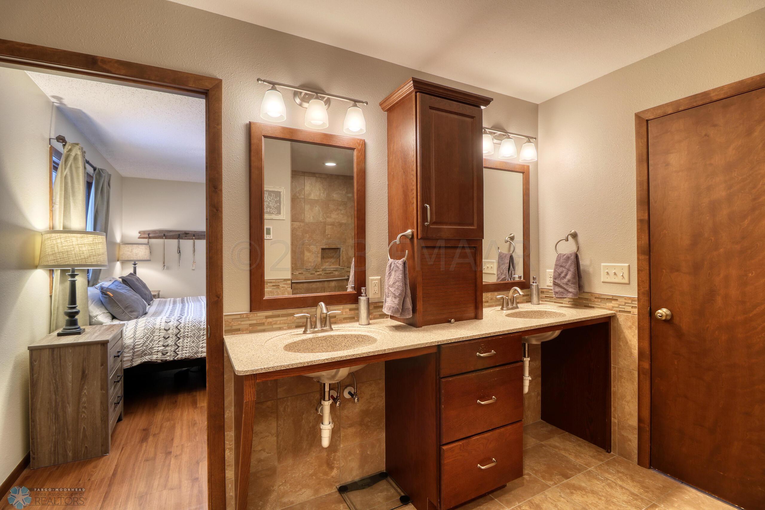 Bathroom1_0