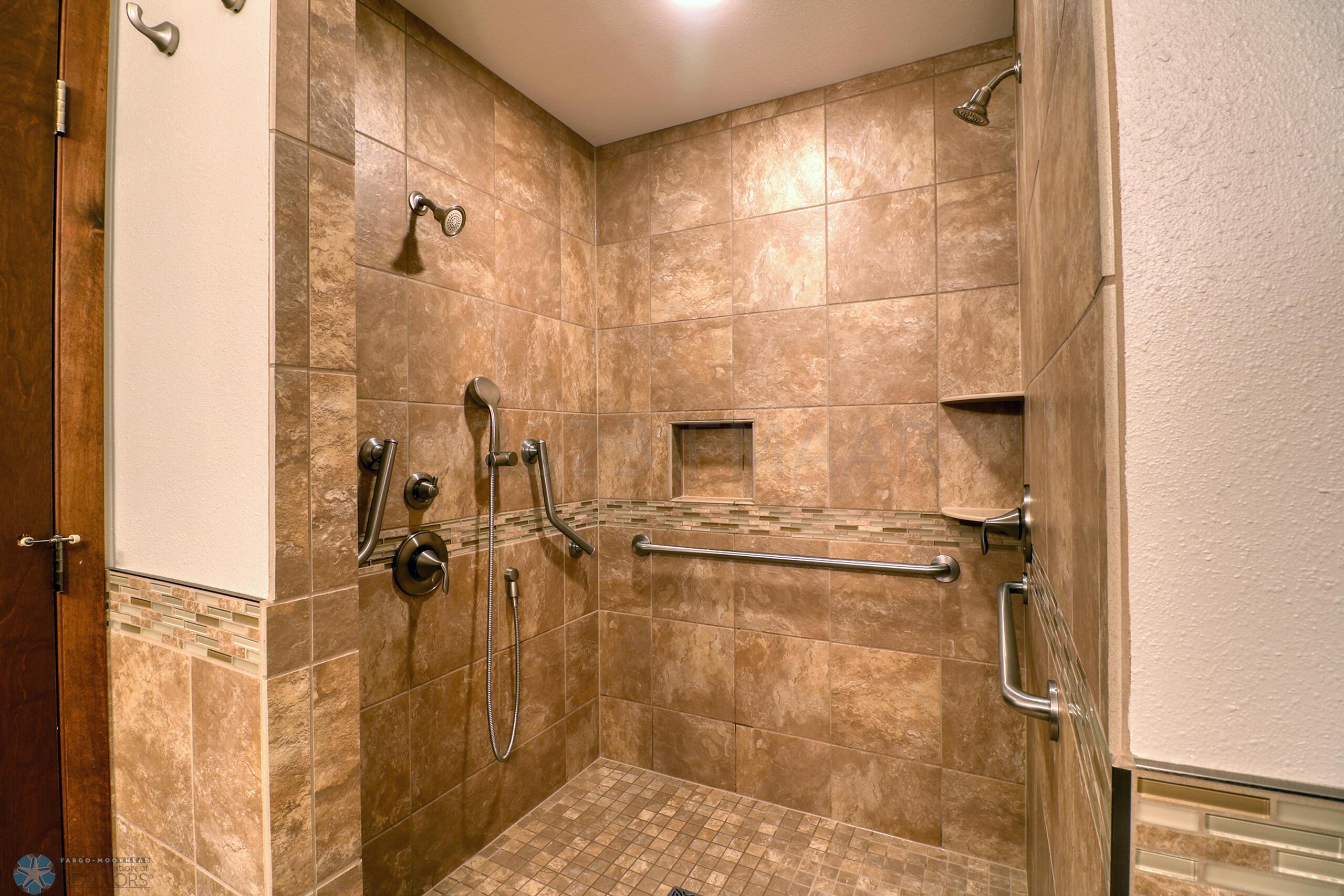 Bathroom1_Shower