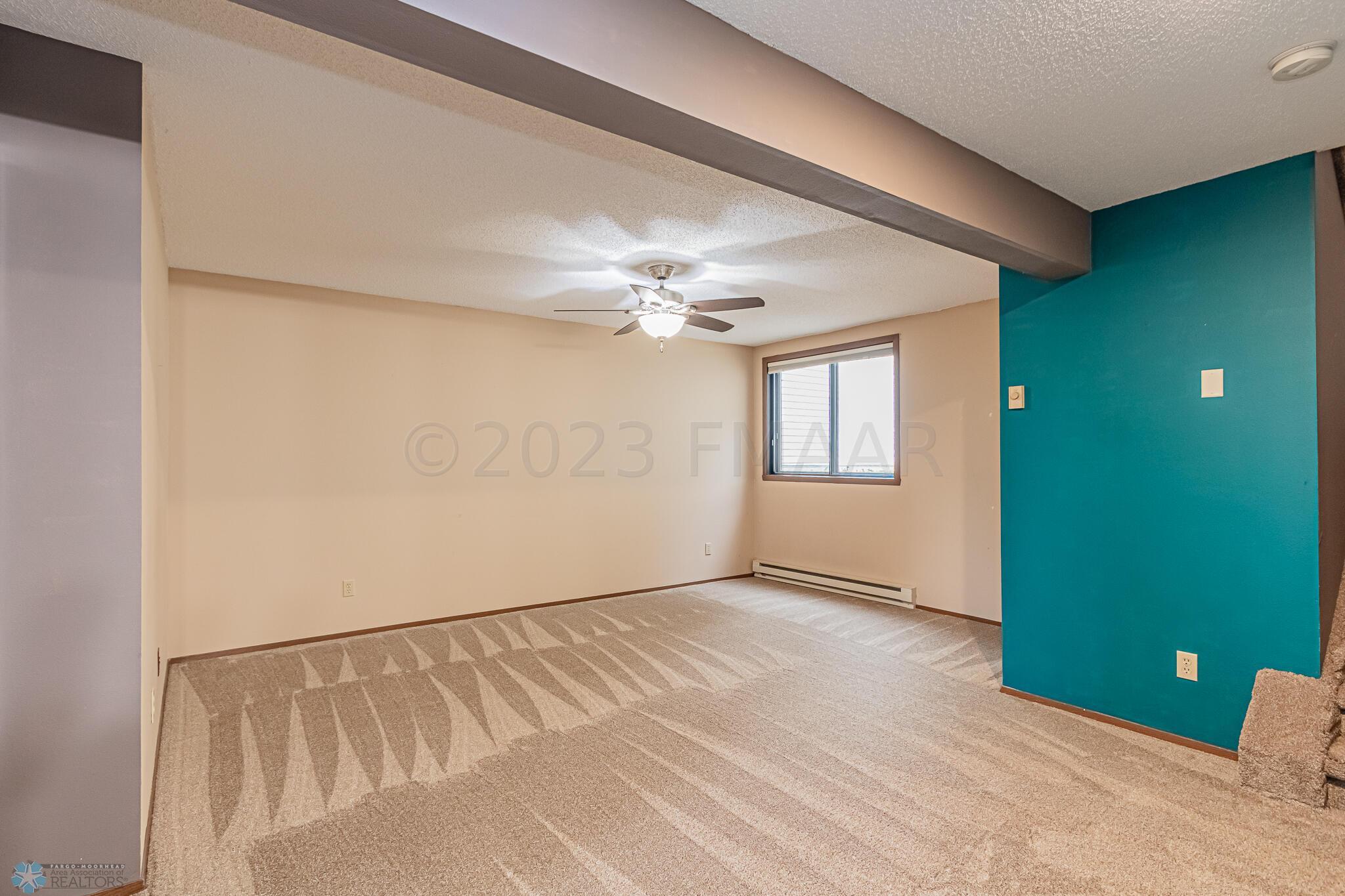 2722 32nd St S, Moorhead, MN 56560-13 -