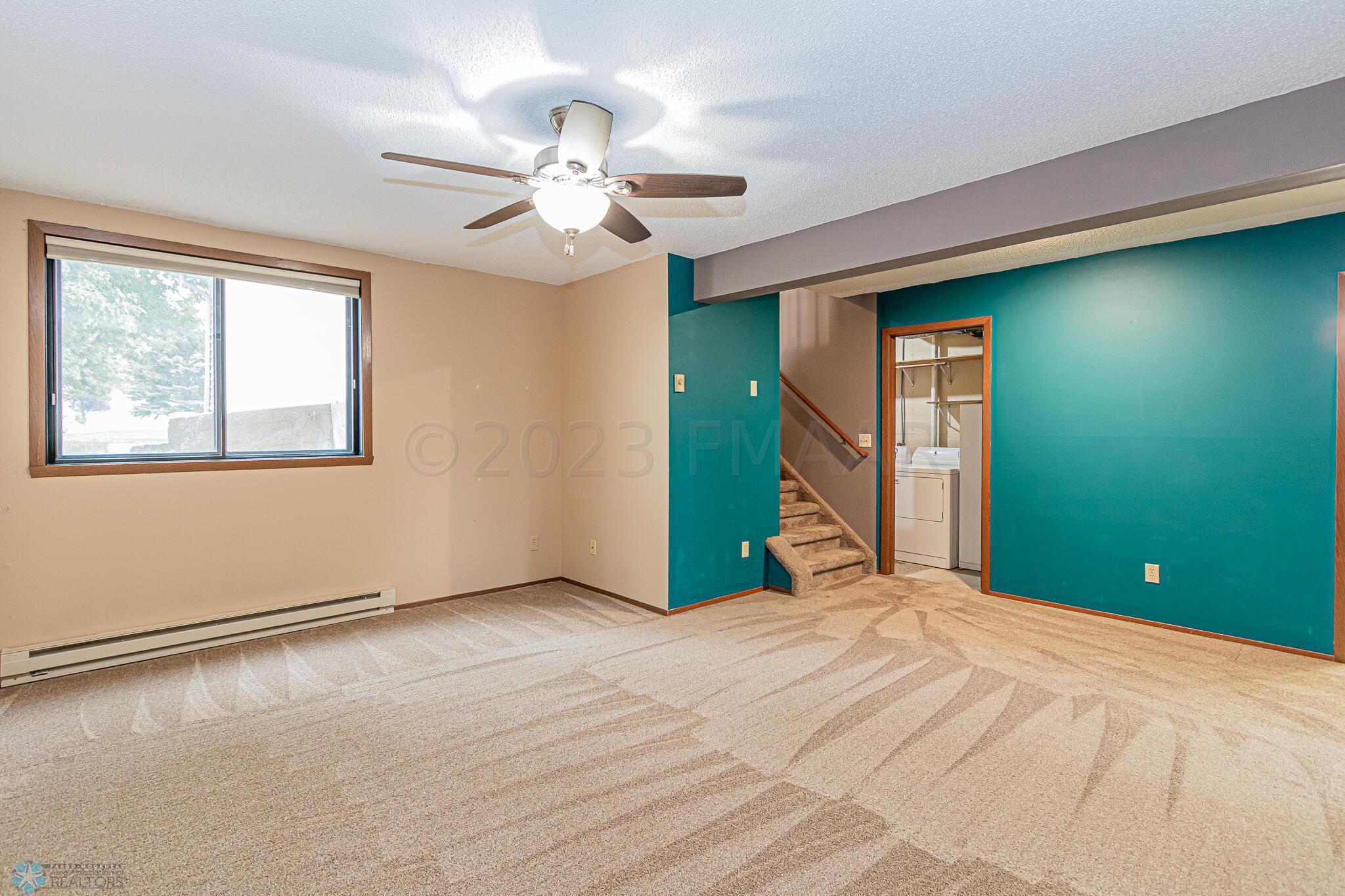 2722 32nd St S, Moorhead, MN 56560-14