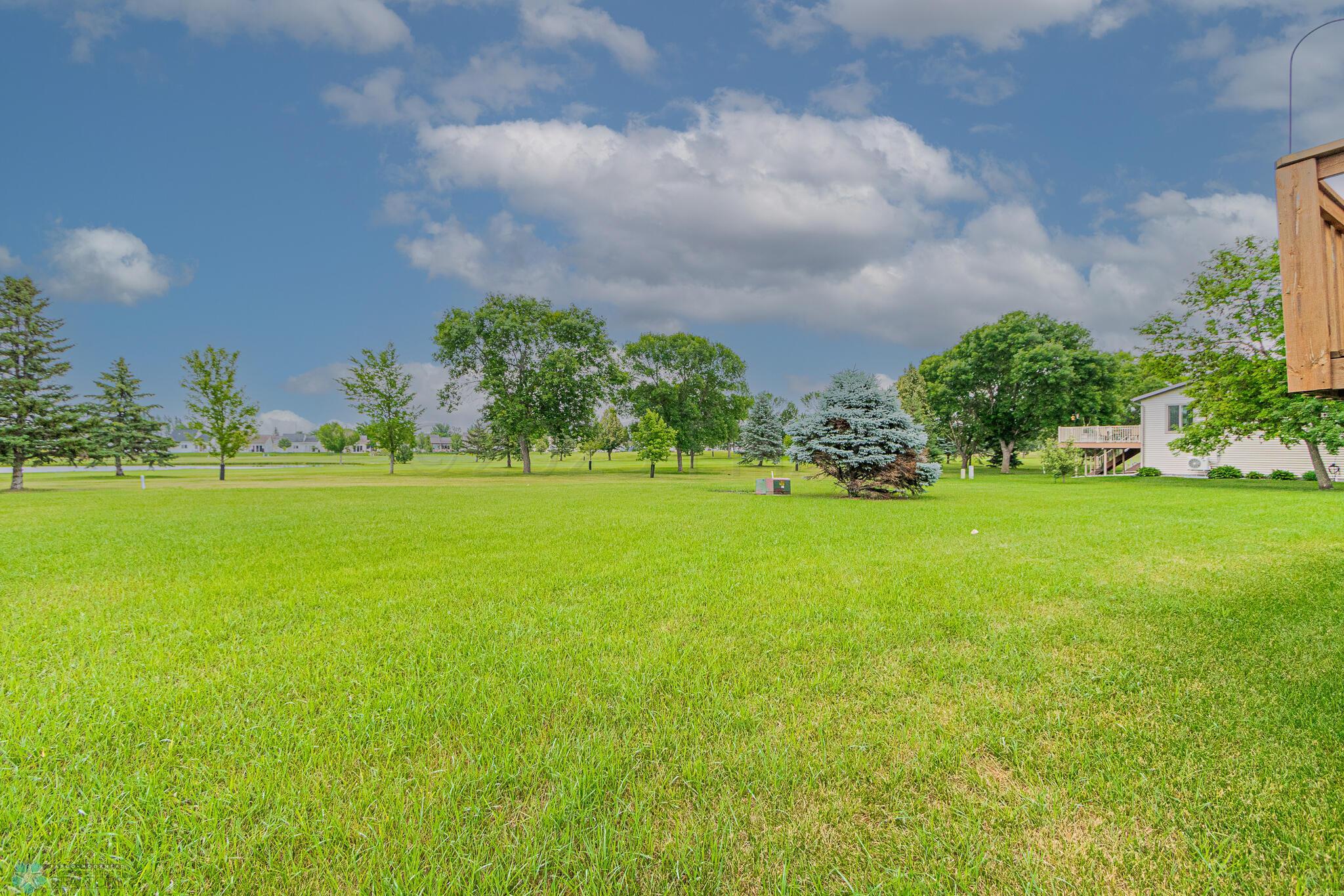 2722 32nd St S, Moorhead, MN 56560-30