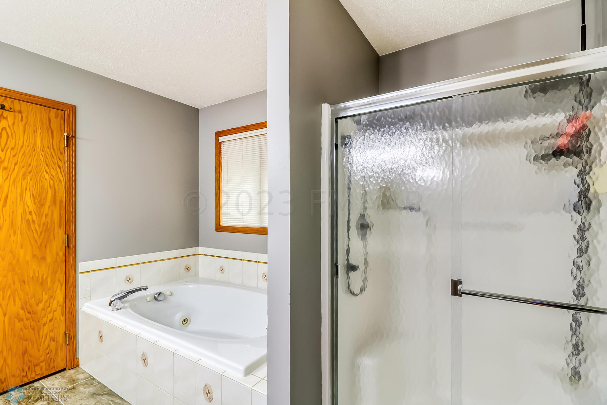 Primary Bathroom1_2