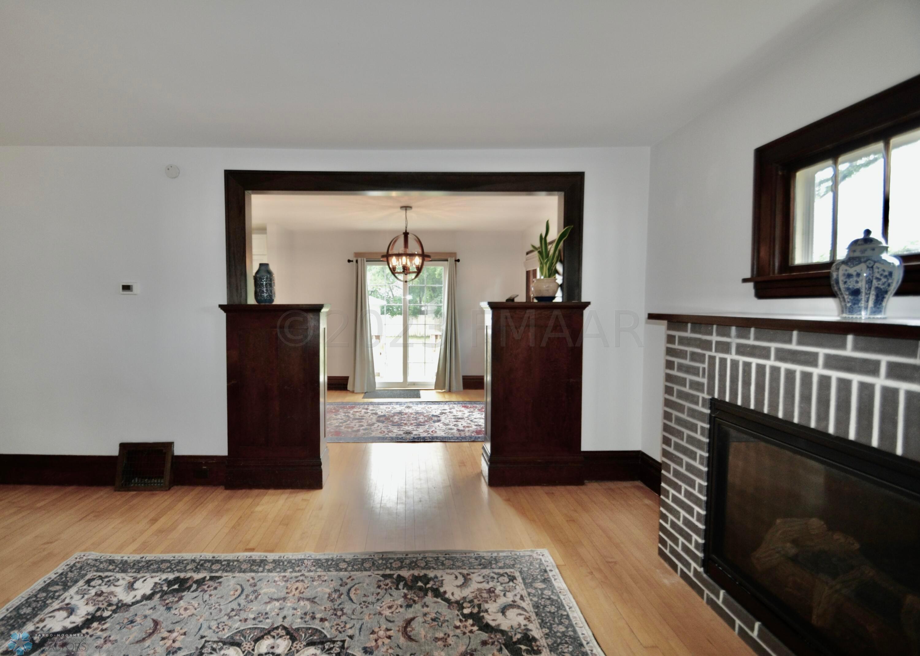Living room to dining