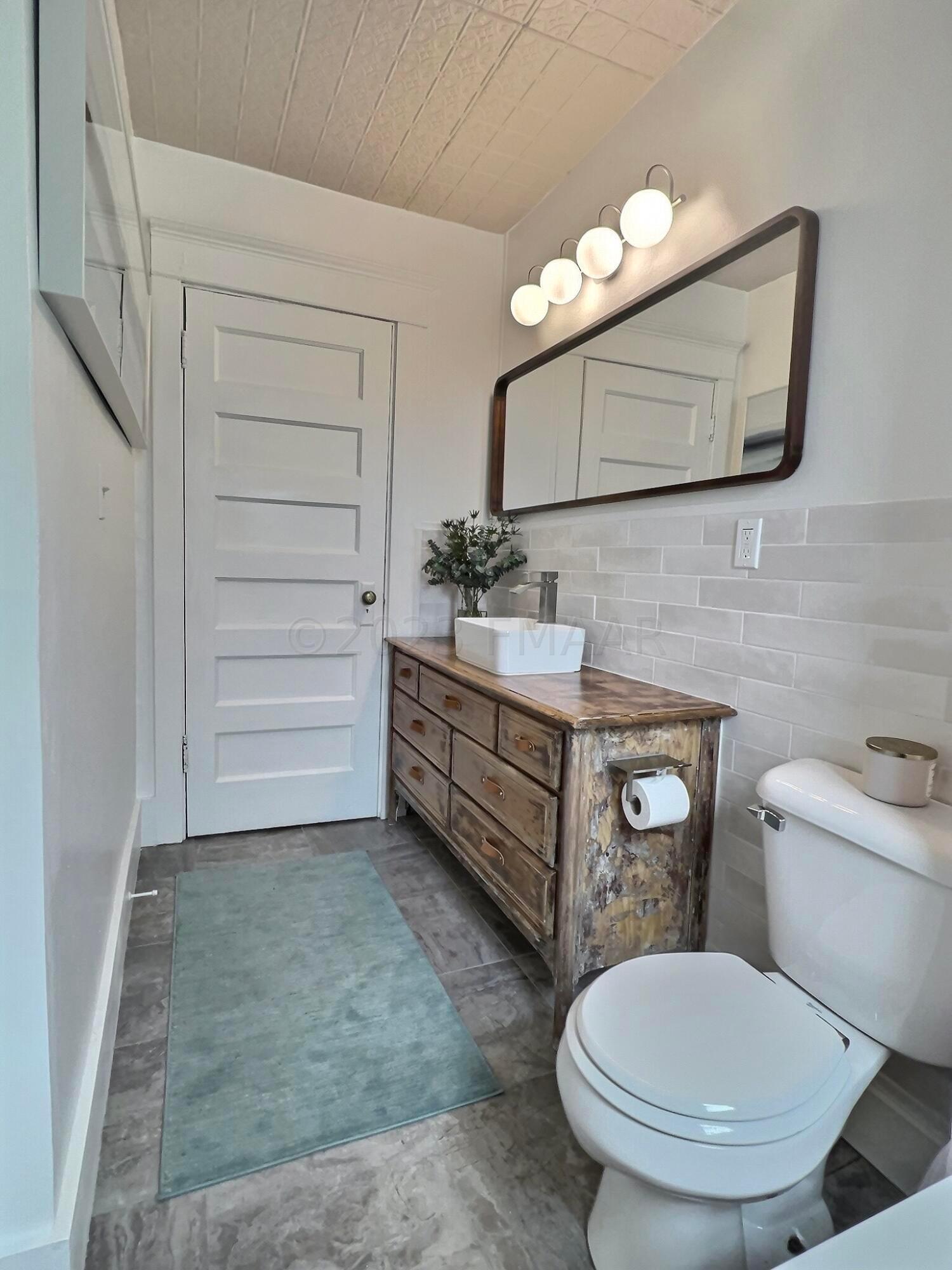 2nd full bathroom