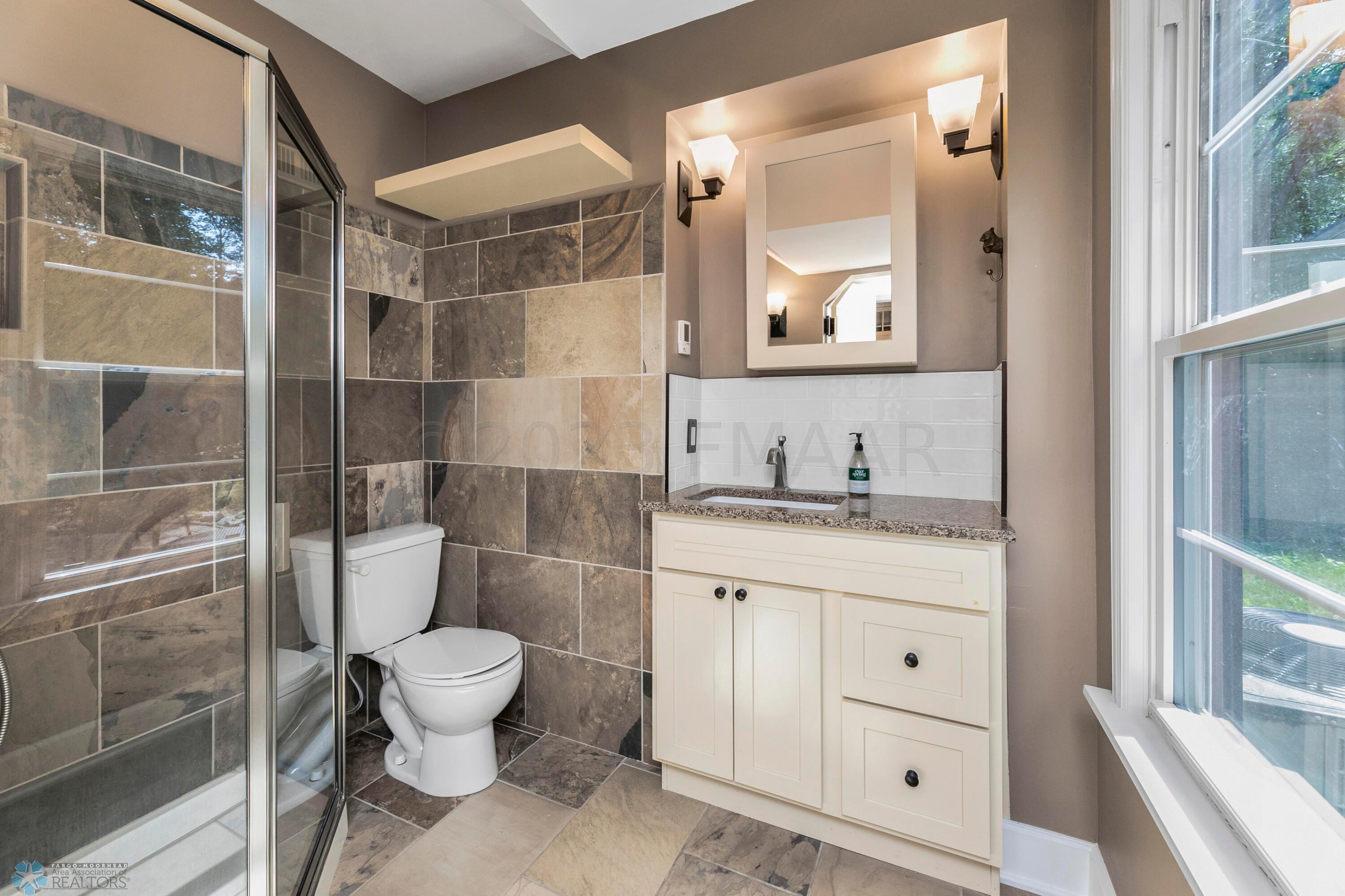 Main Floor 3/4 Bath