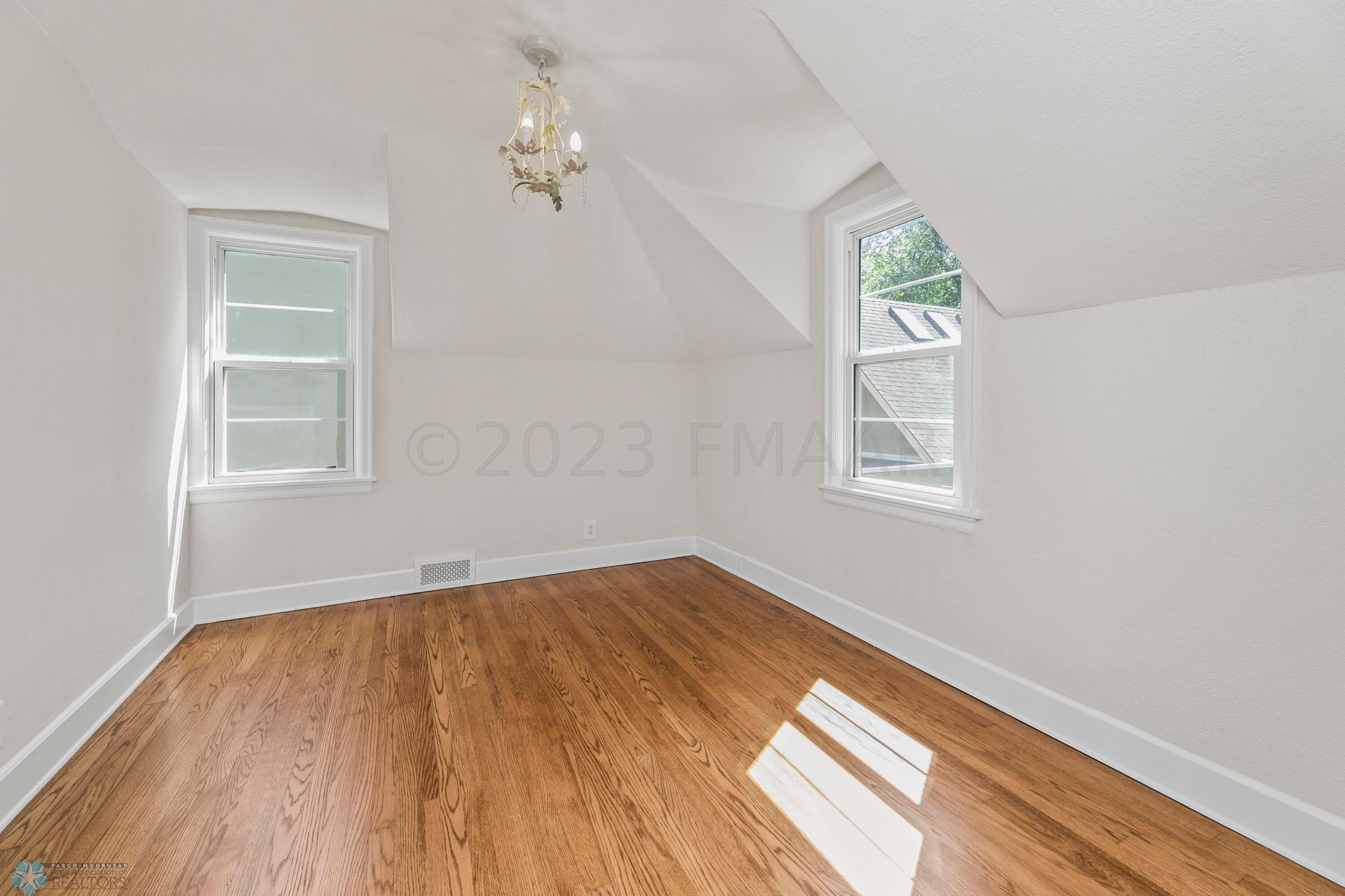 2nd Bedroom