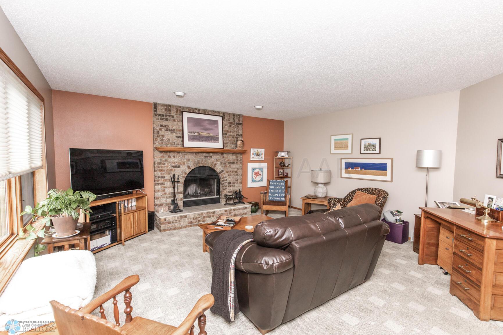 2nd Living Room