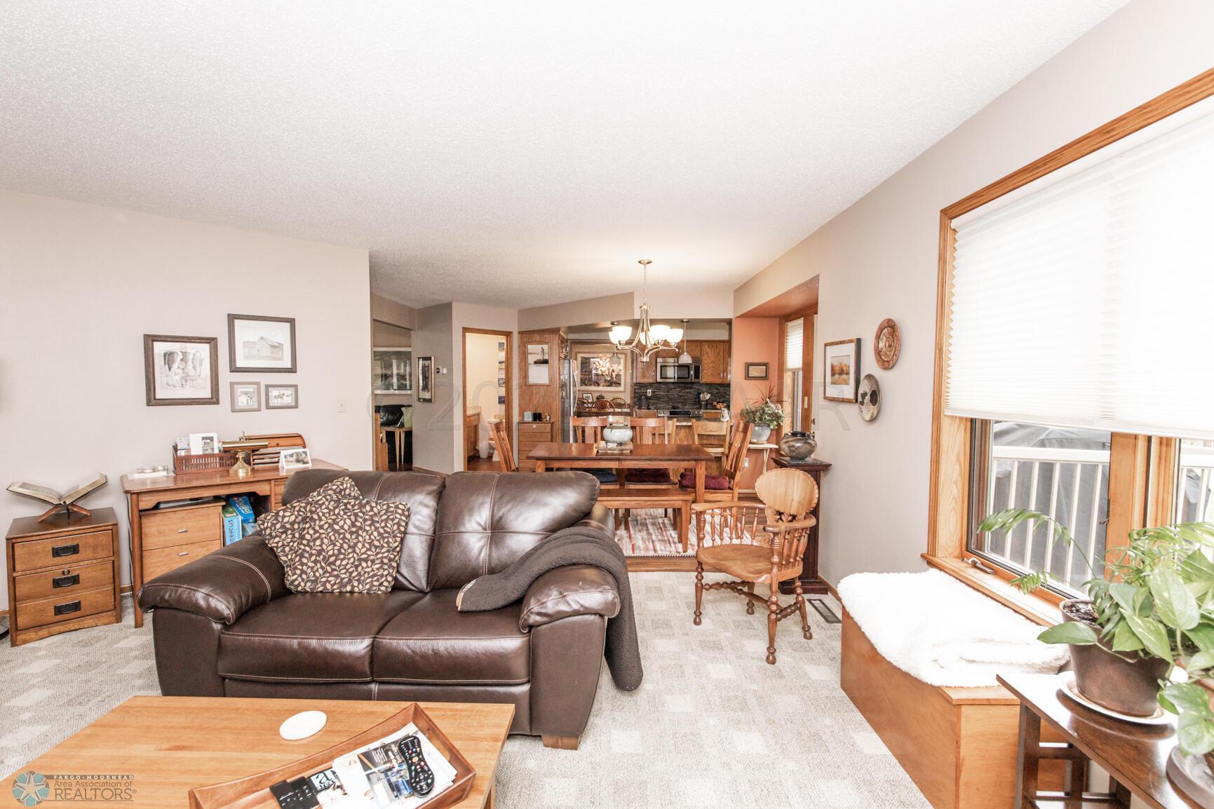 2nd Living Room