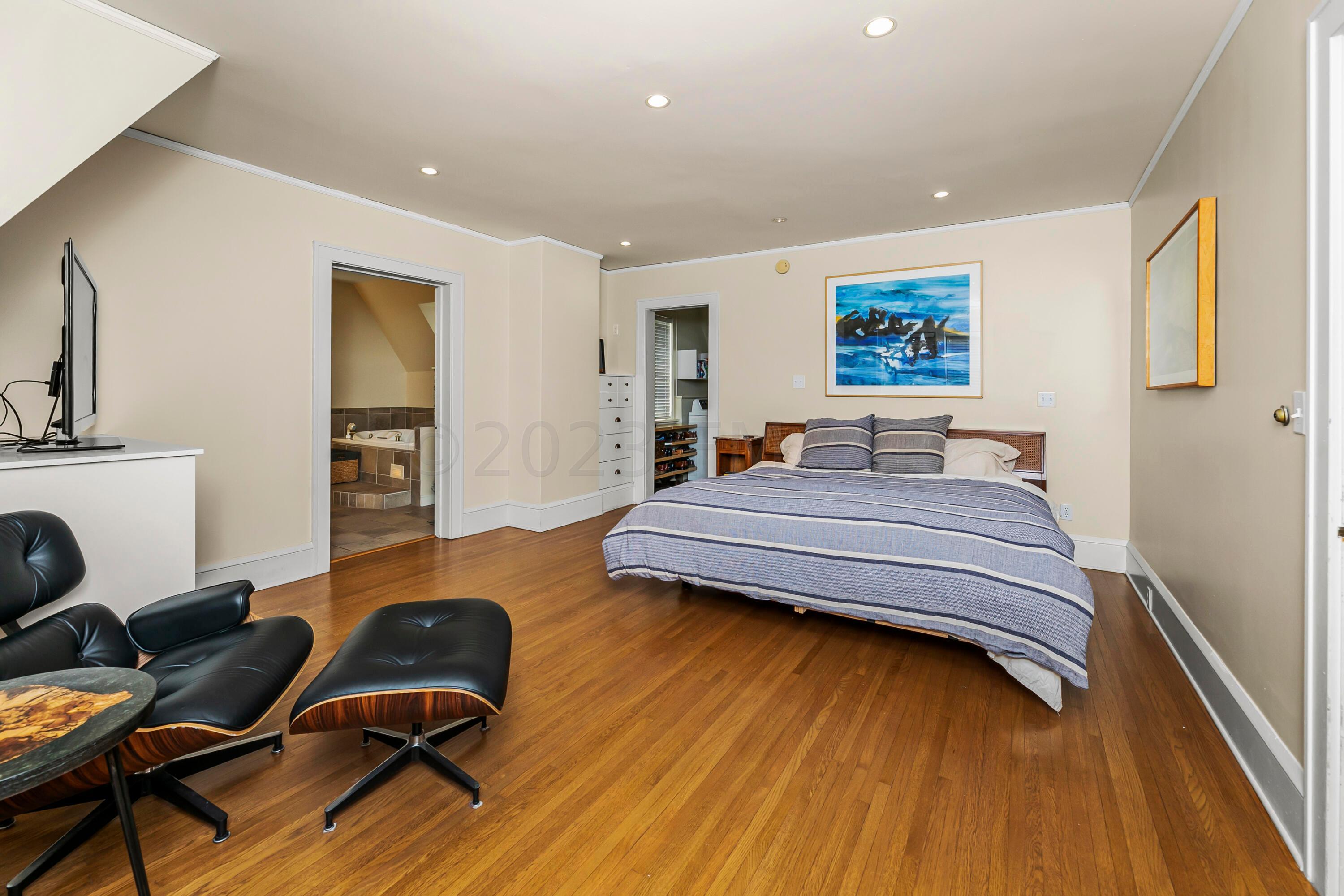 Primary Suite