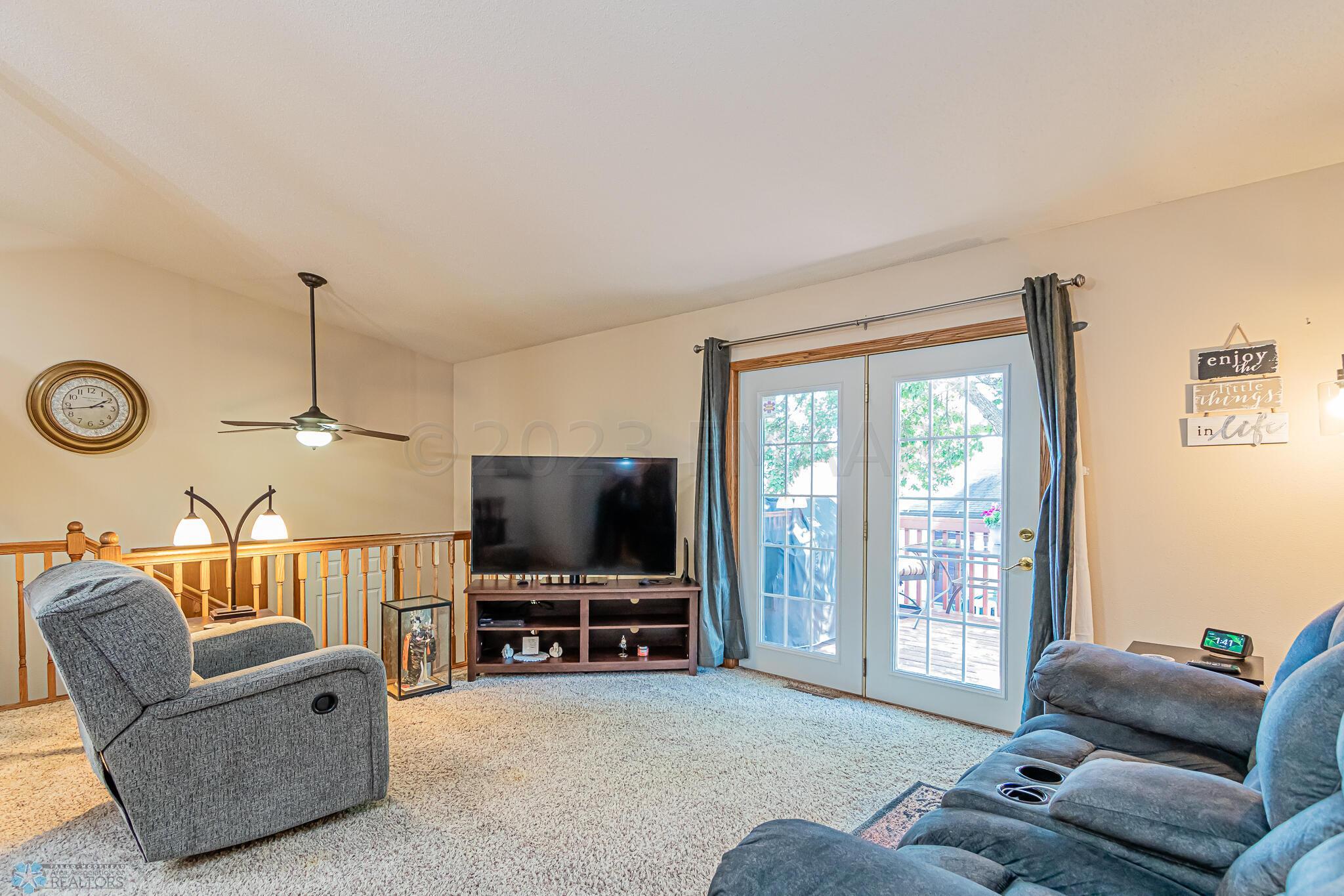 Living_Room_2