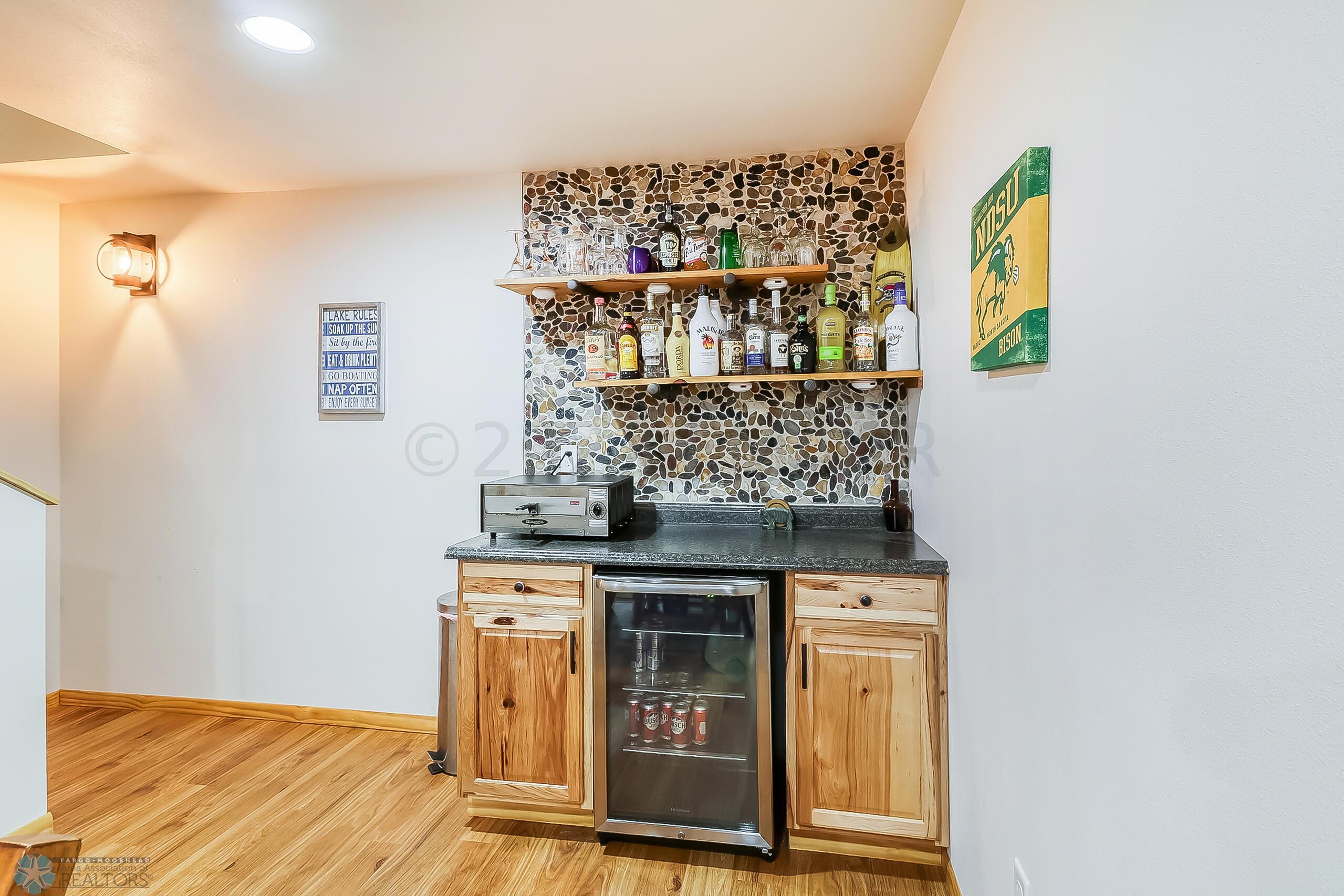Basement Bar1_1