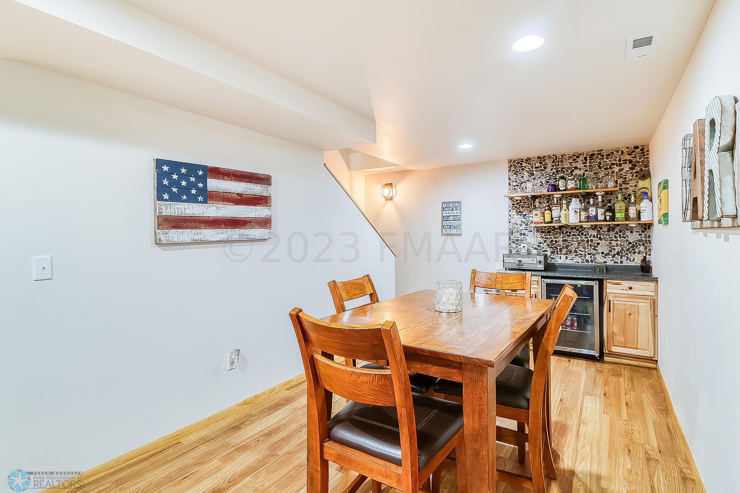 Basement Bar1_3