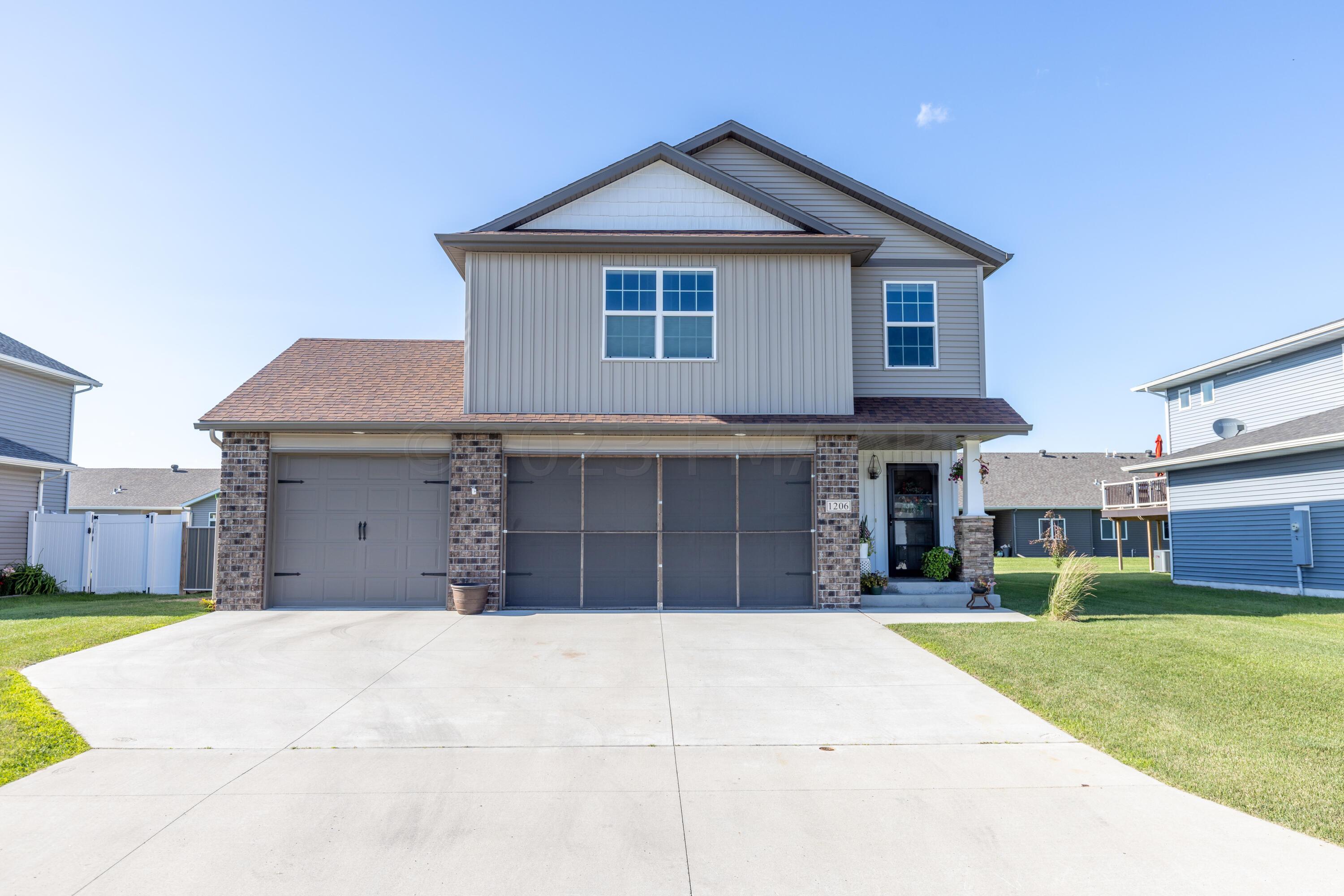 Property photo for 1206 SOUTHWOOD Drive, Dilworth, MN 56529