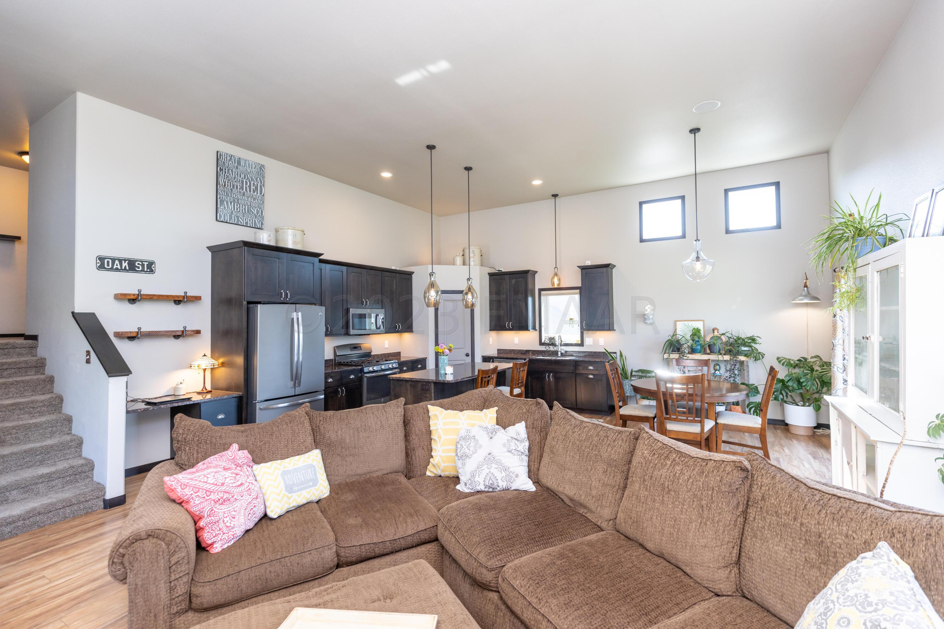 1206 Southwood Dr (16 of 65)