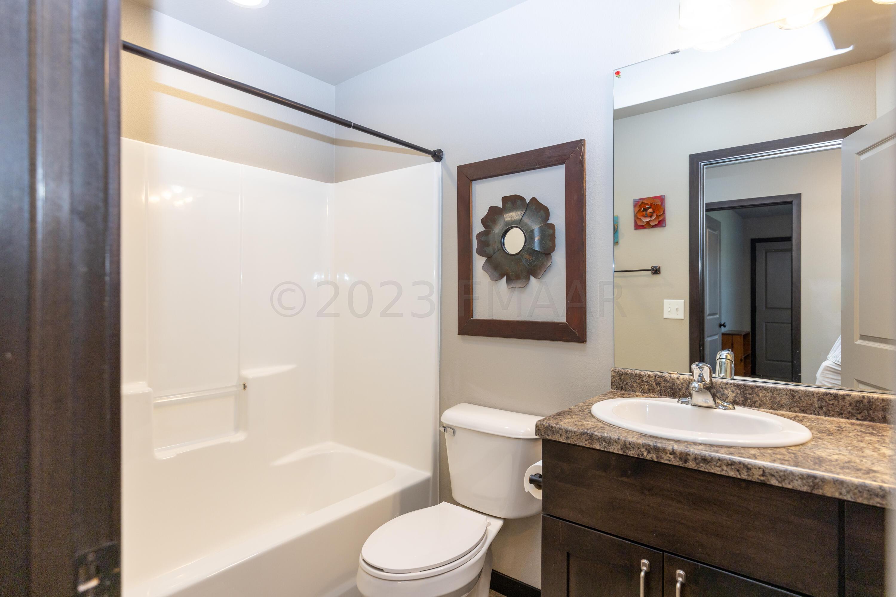 1206 Southwood Dr (20 of 65)