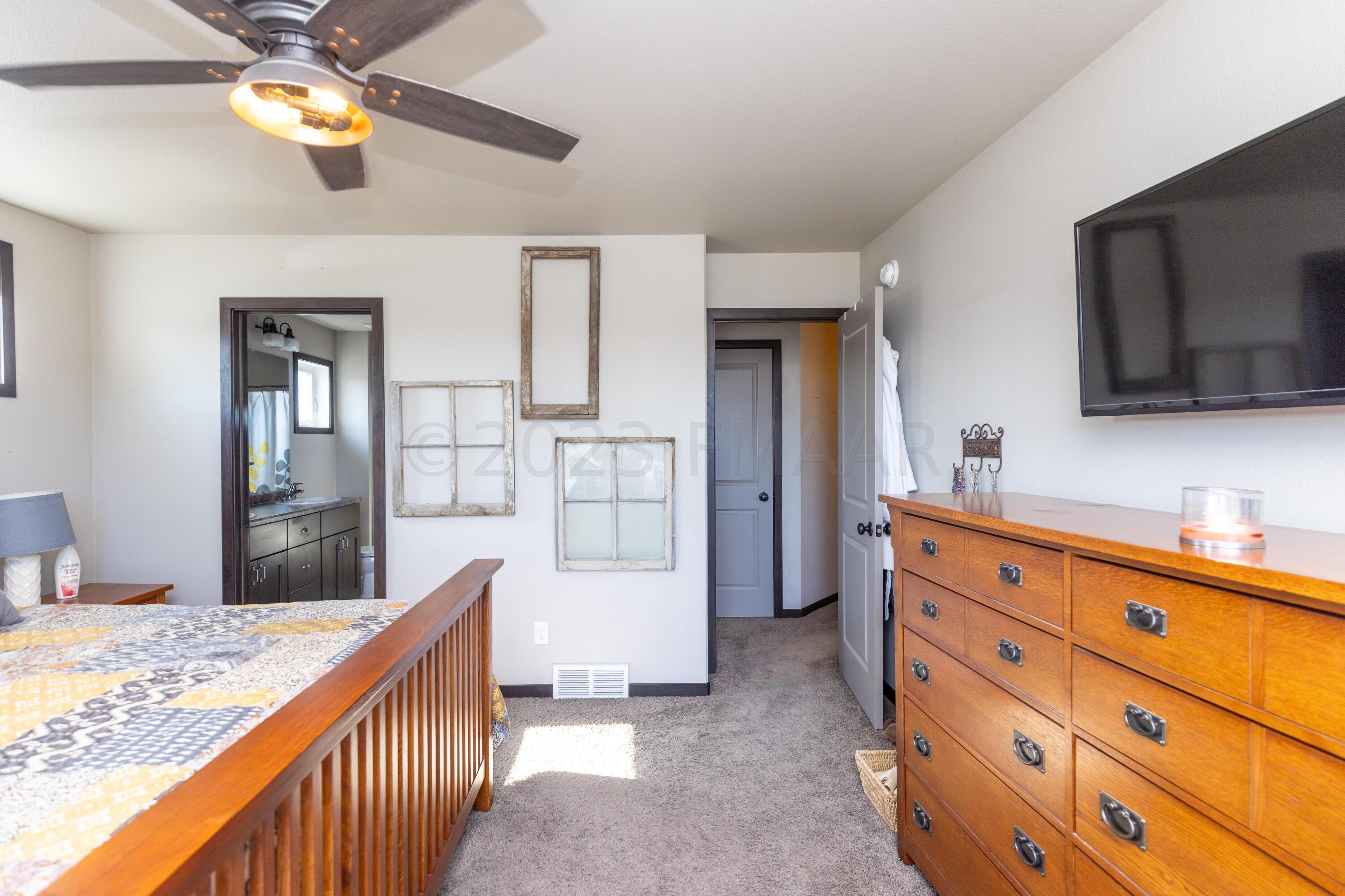 1206 Southwood Dr (26 of 65)