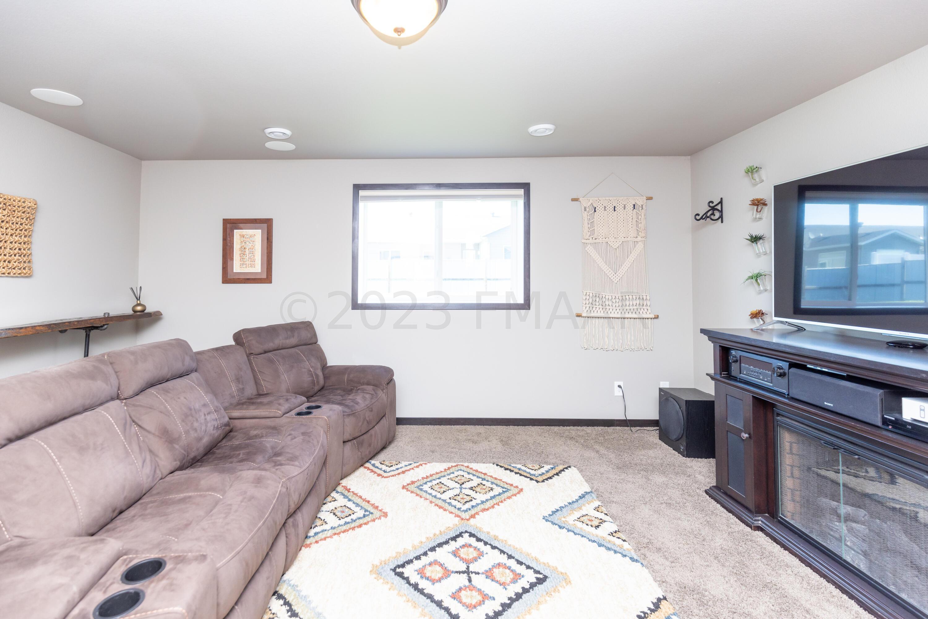 1206 Southwood Dr (44 of 65)