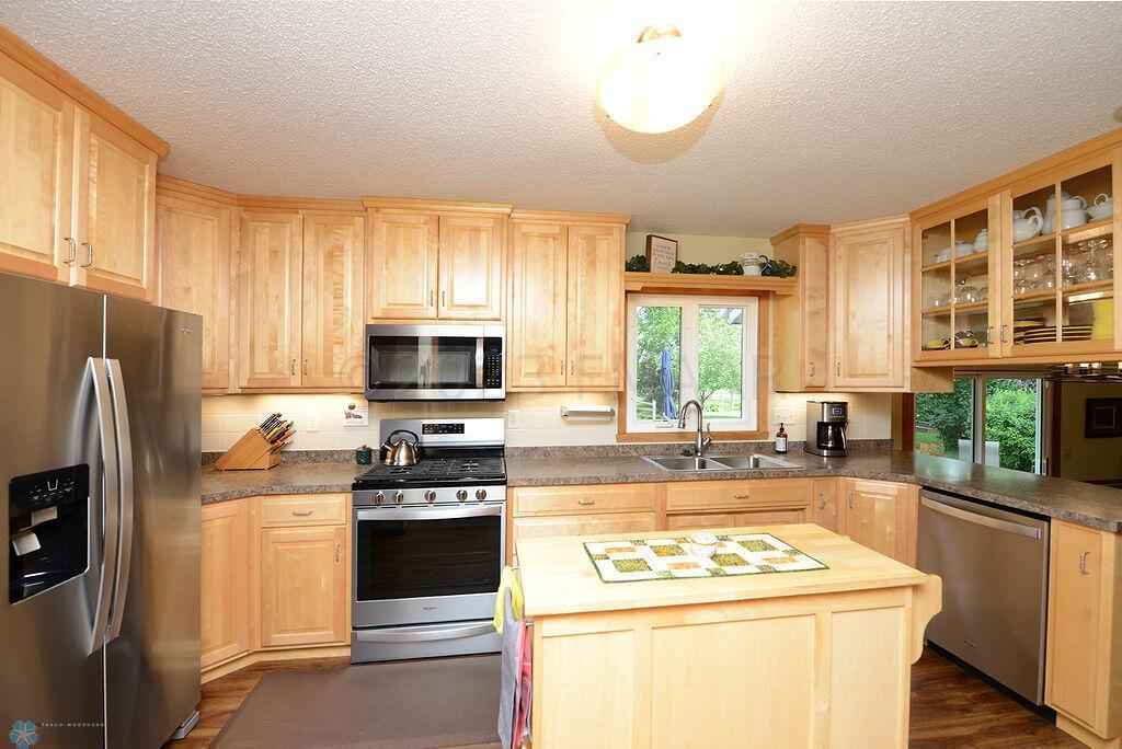Beautiful Maple Custom Cabinets