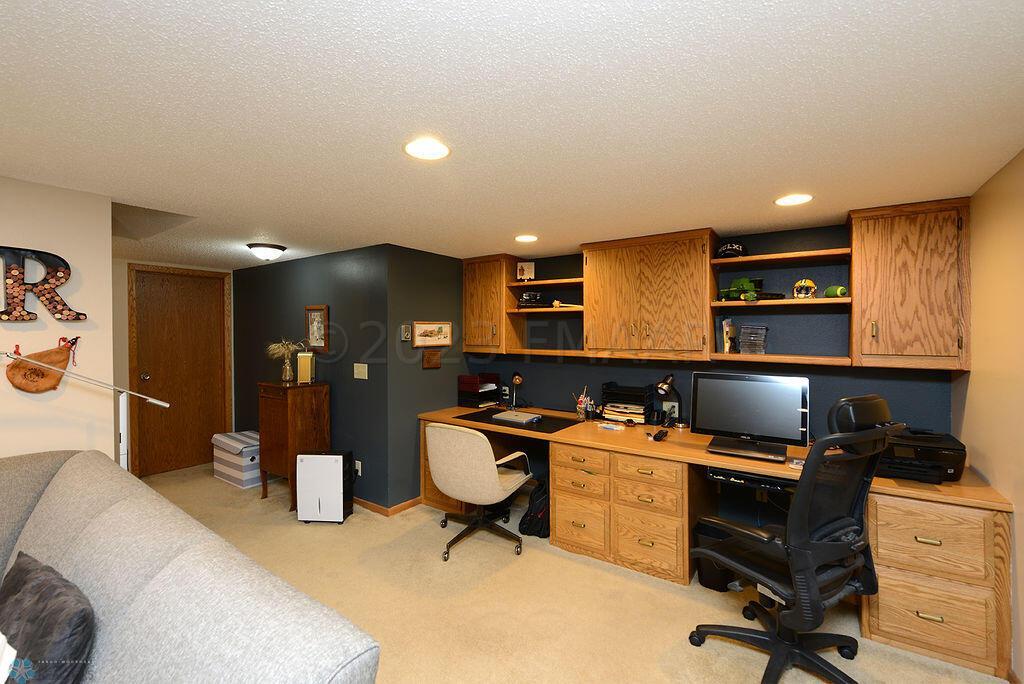 Built-in Desk