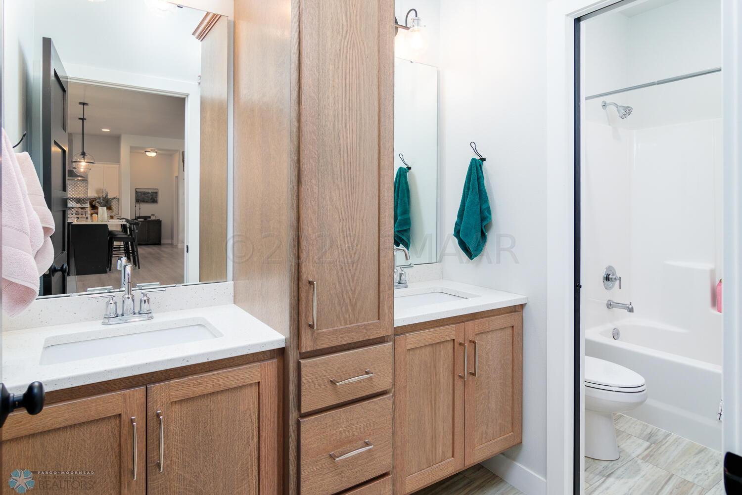 2nd Bathroom