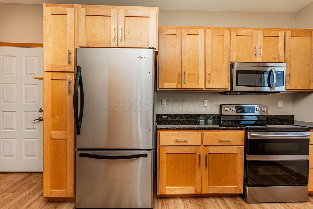 Kitchen w updated Cabinets
