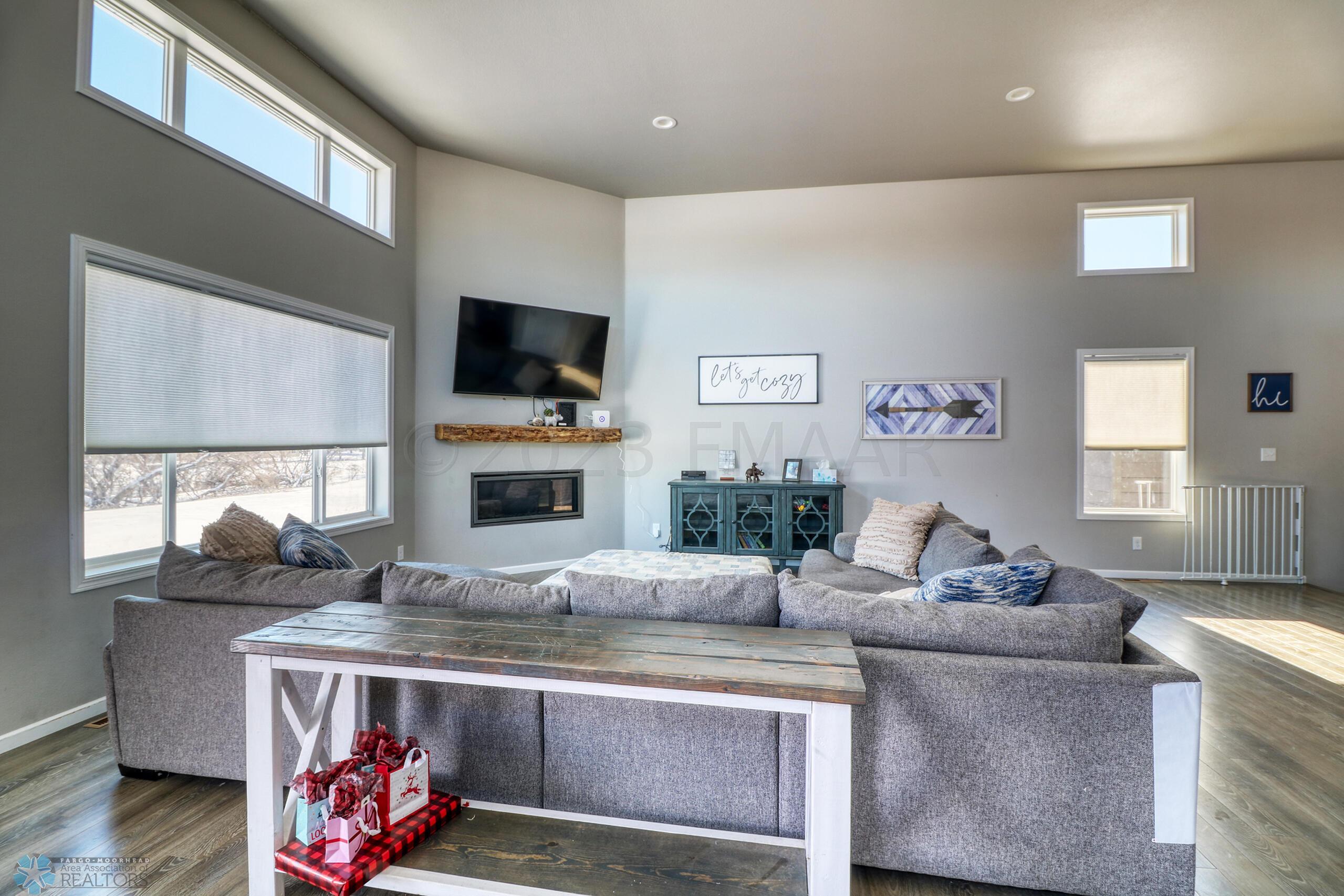Living Area1_2
