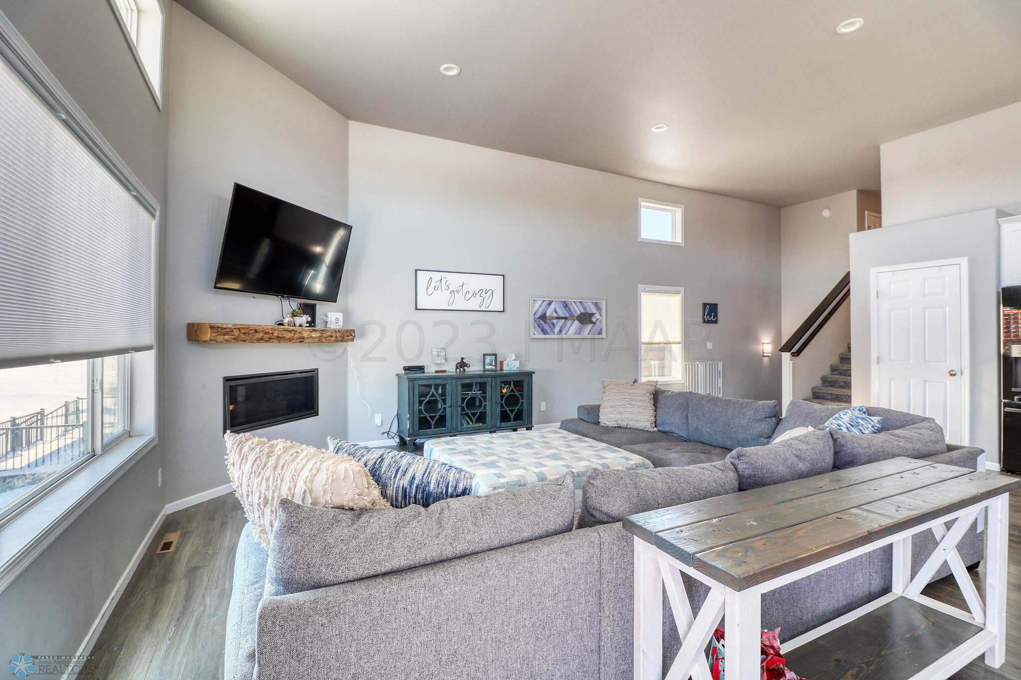Living Area1_3