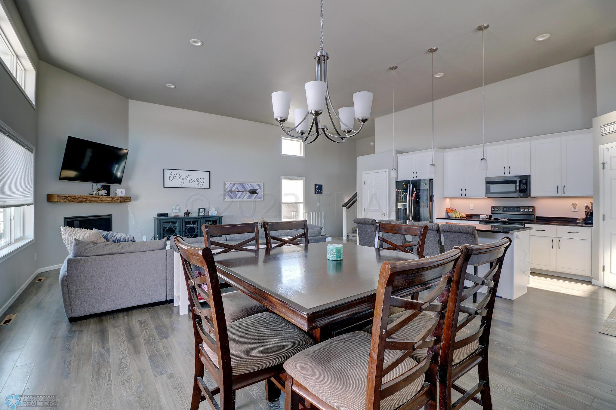 Dining Area1_3