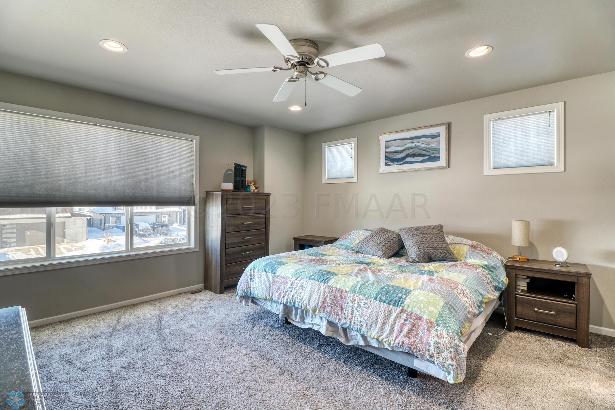 Master Bedroom1_1