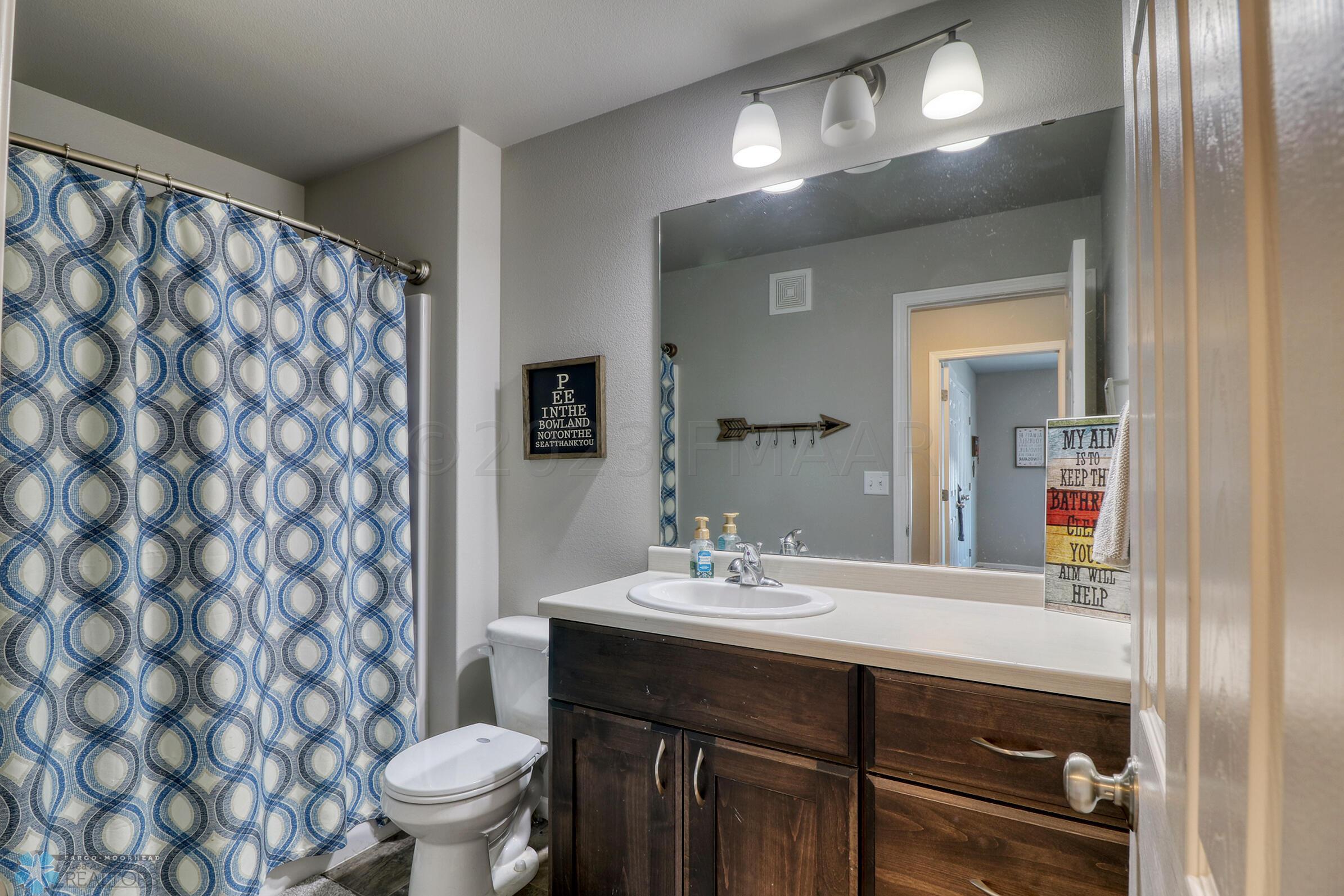 Bathroom1_1