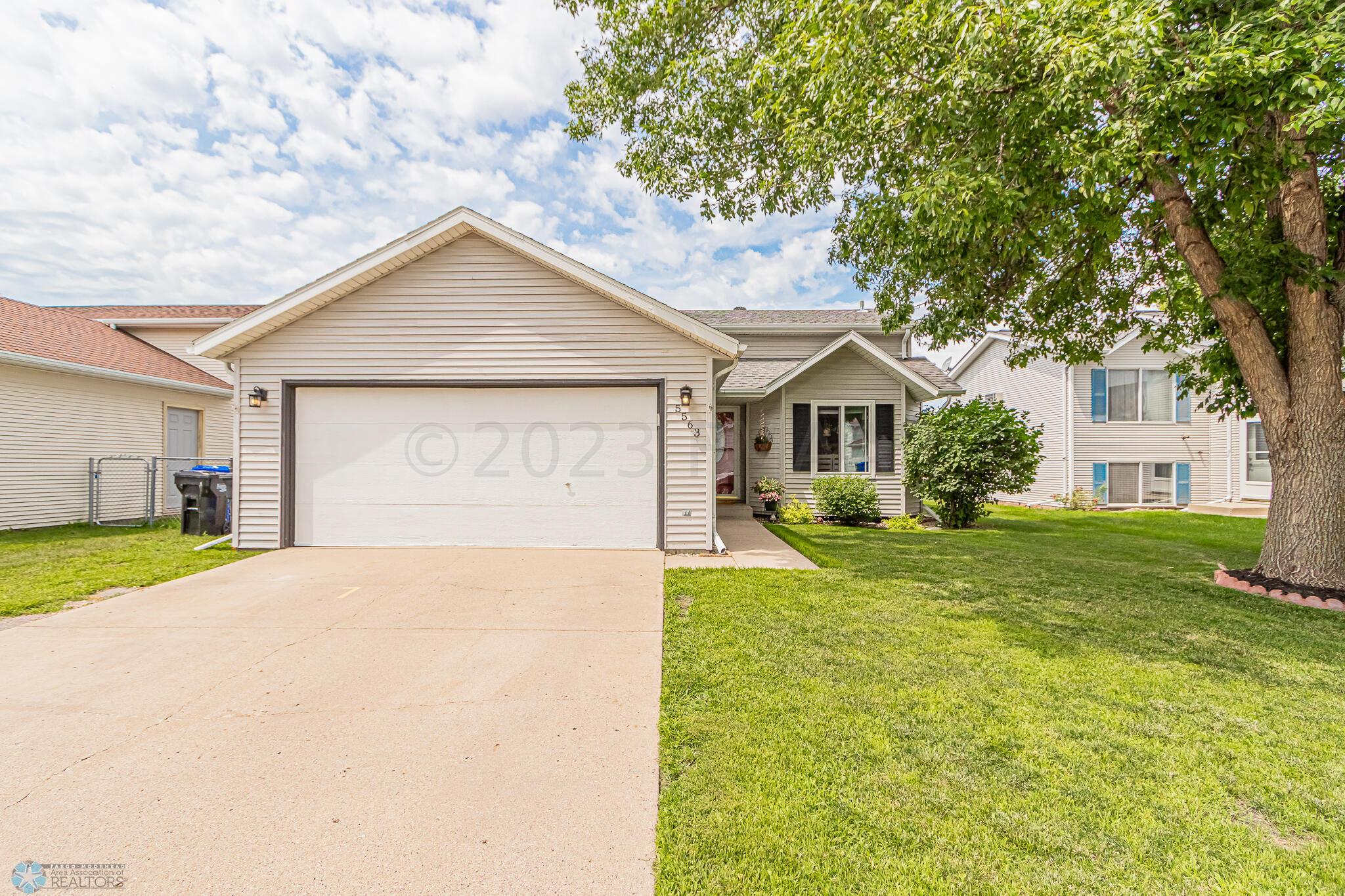 Welcome to 5563 20th St S in Fargo ND