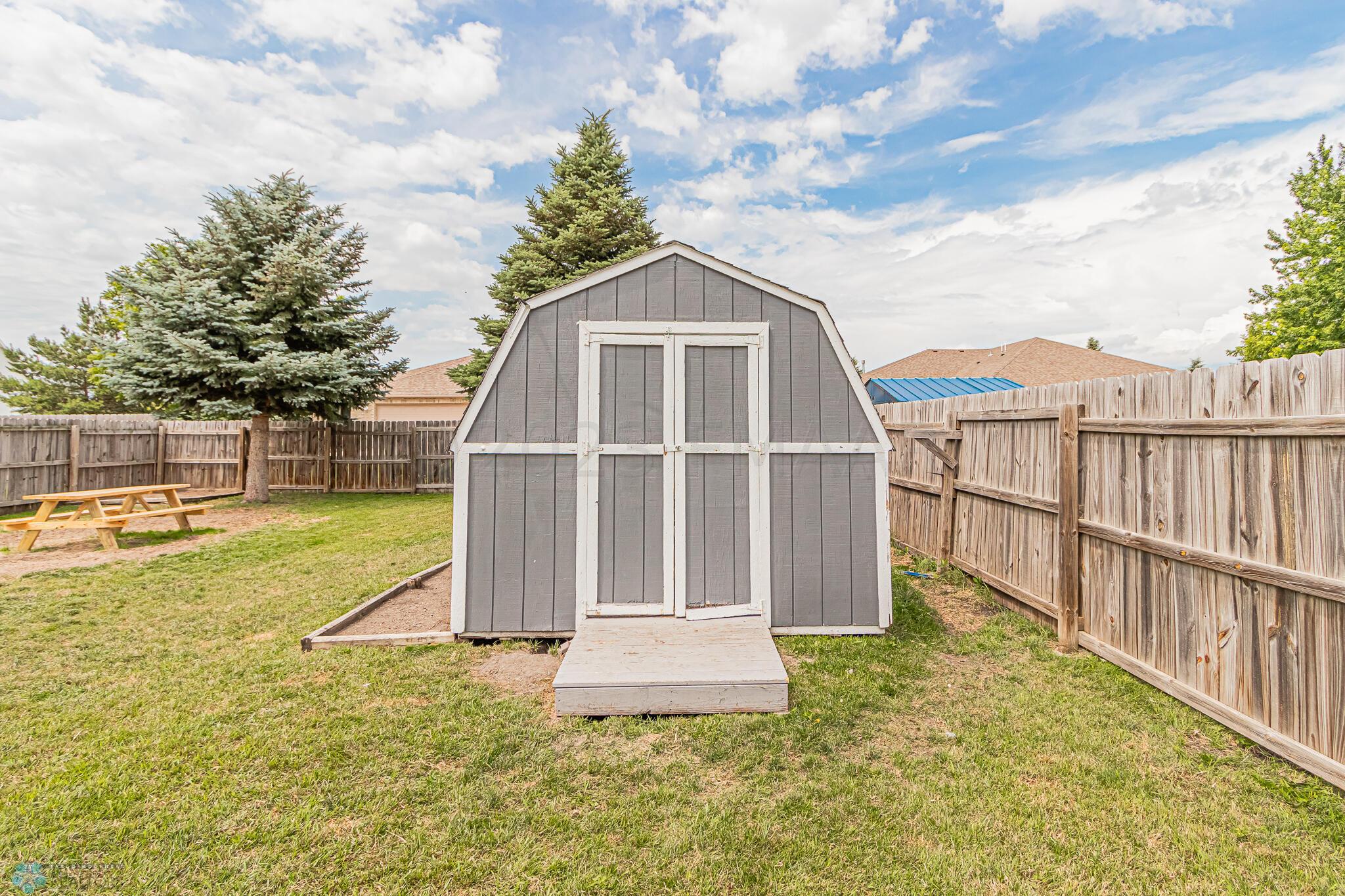 Storage shed