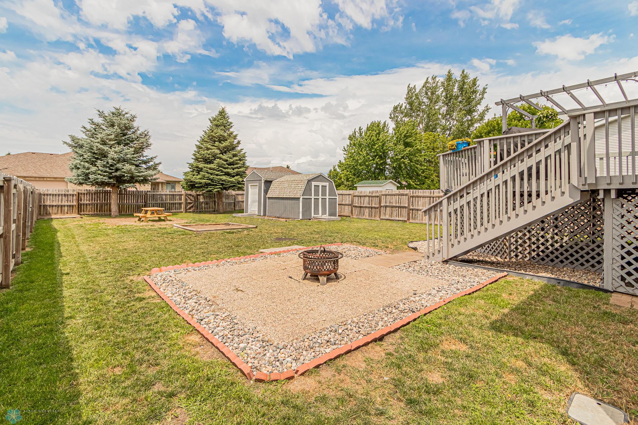 Fire pit